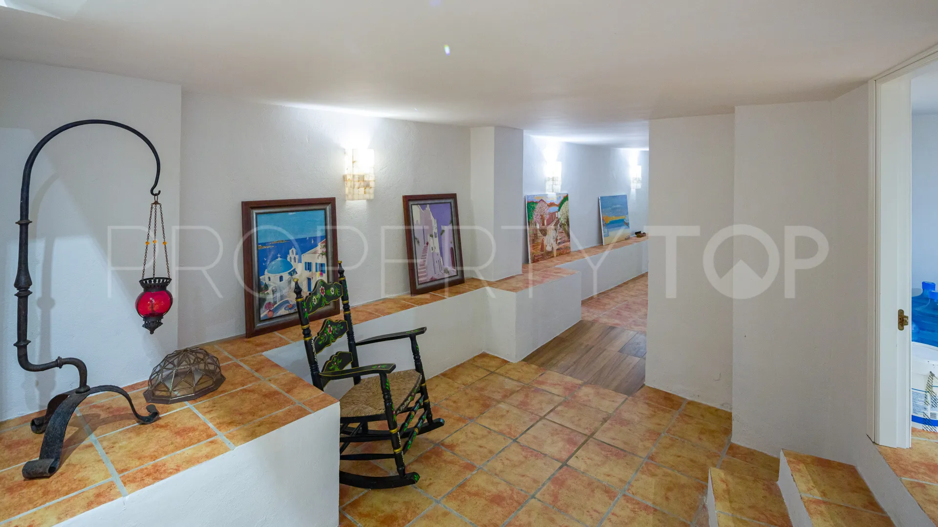 Duplex planta baja en venta de 6 dormitorios en Marbella - Puerto Banus