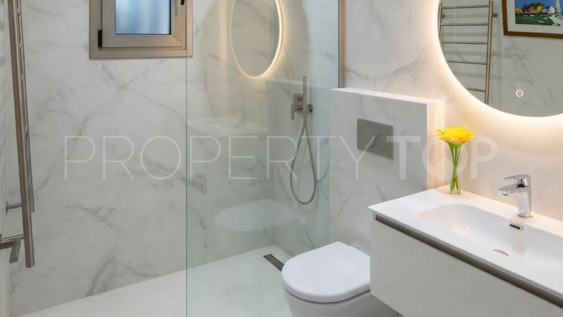 For sale ground floor duplex with 6 bedrooms in Marbella - Puerto Banus