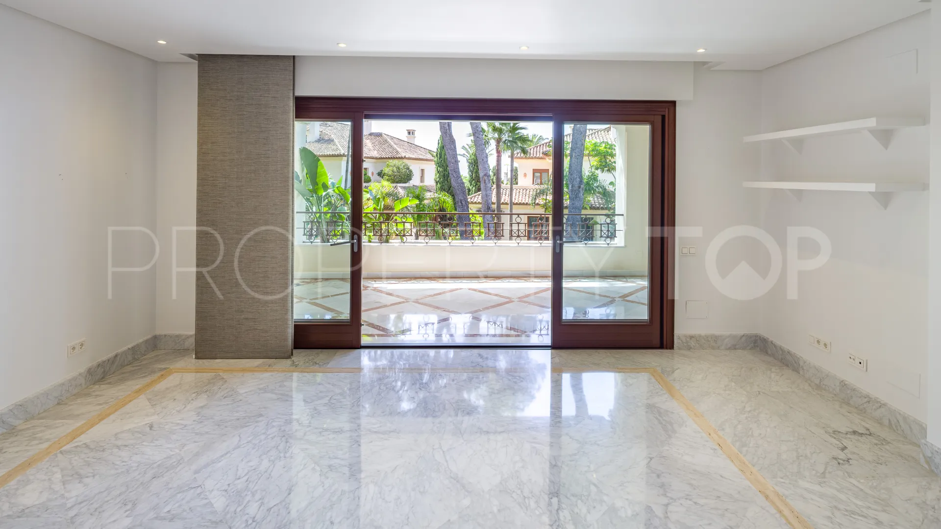 For sale Los Monteros Playa 2 bedrooms apartment