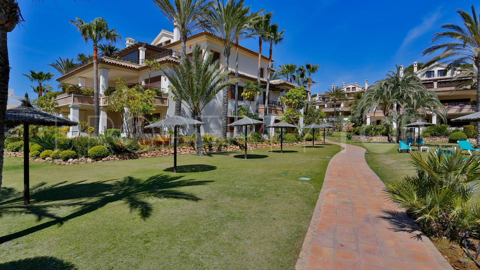 For sale Los Monteros Playa 2 bedrooms apartment