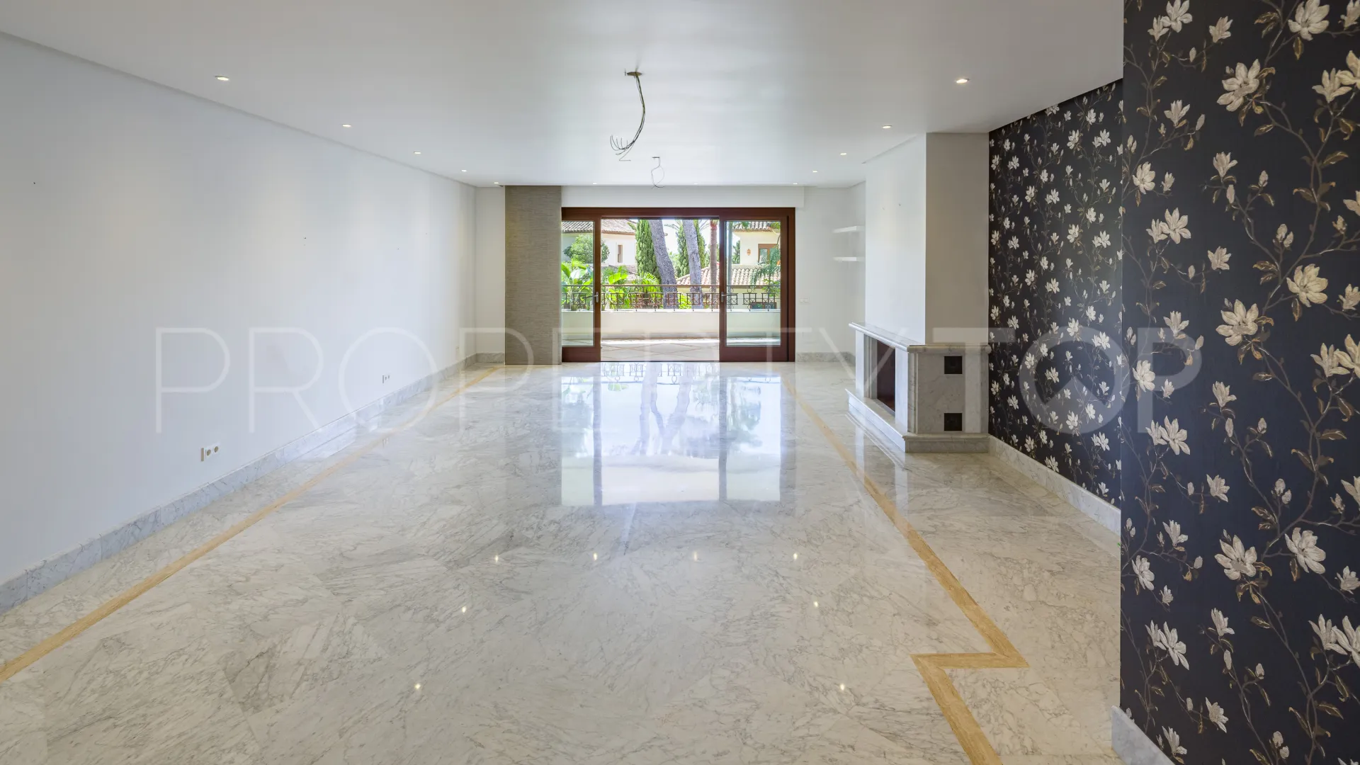 For sale Los Monteros Playa 2 bedrooms apartment