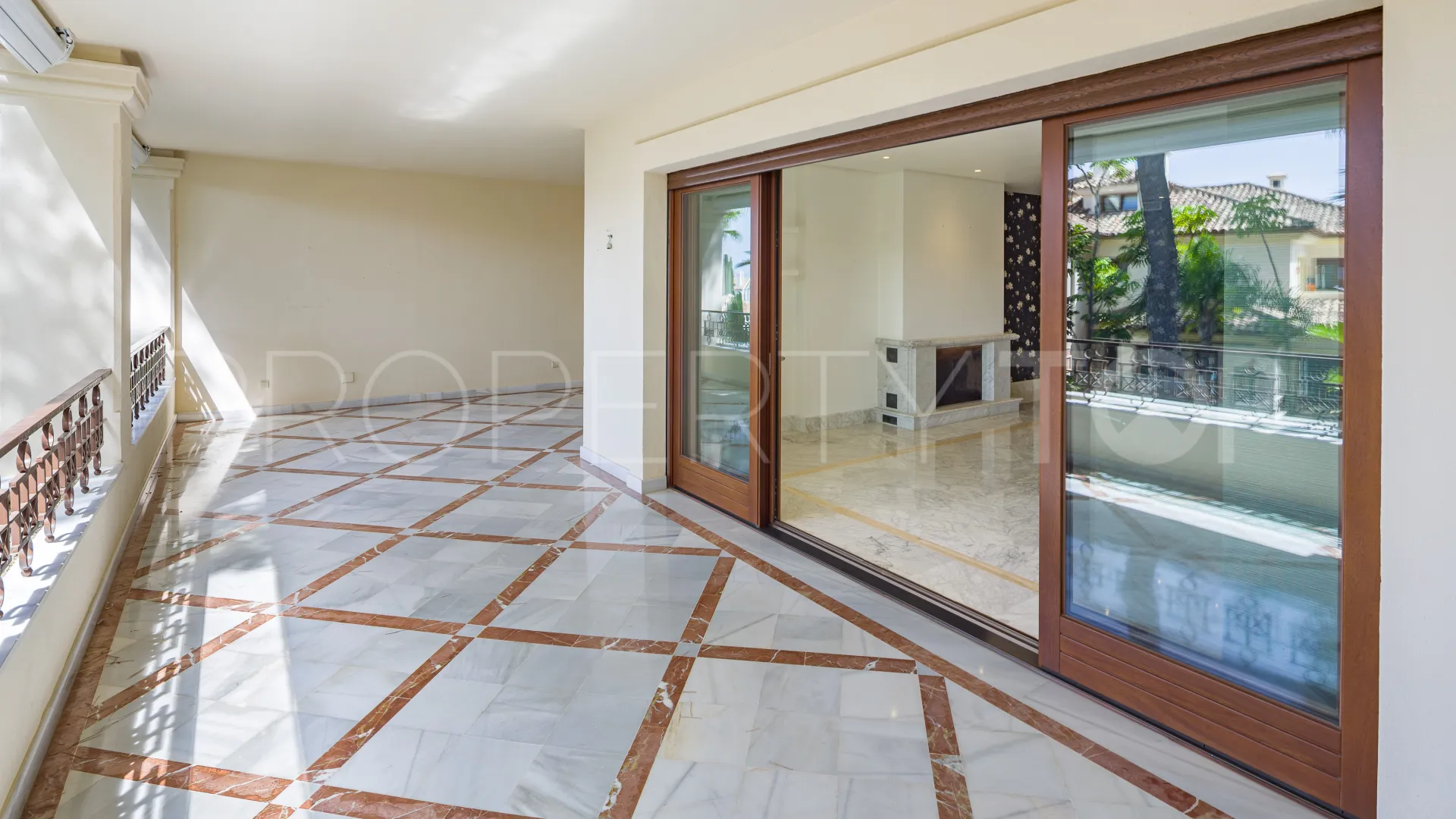 For sale Los Monteros Playa 2 bedrooms apartment