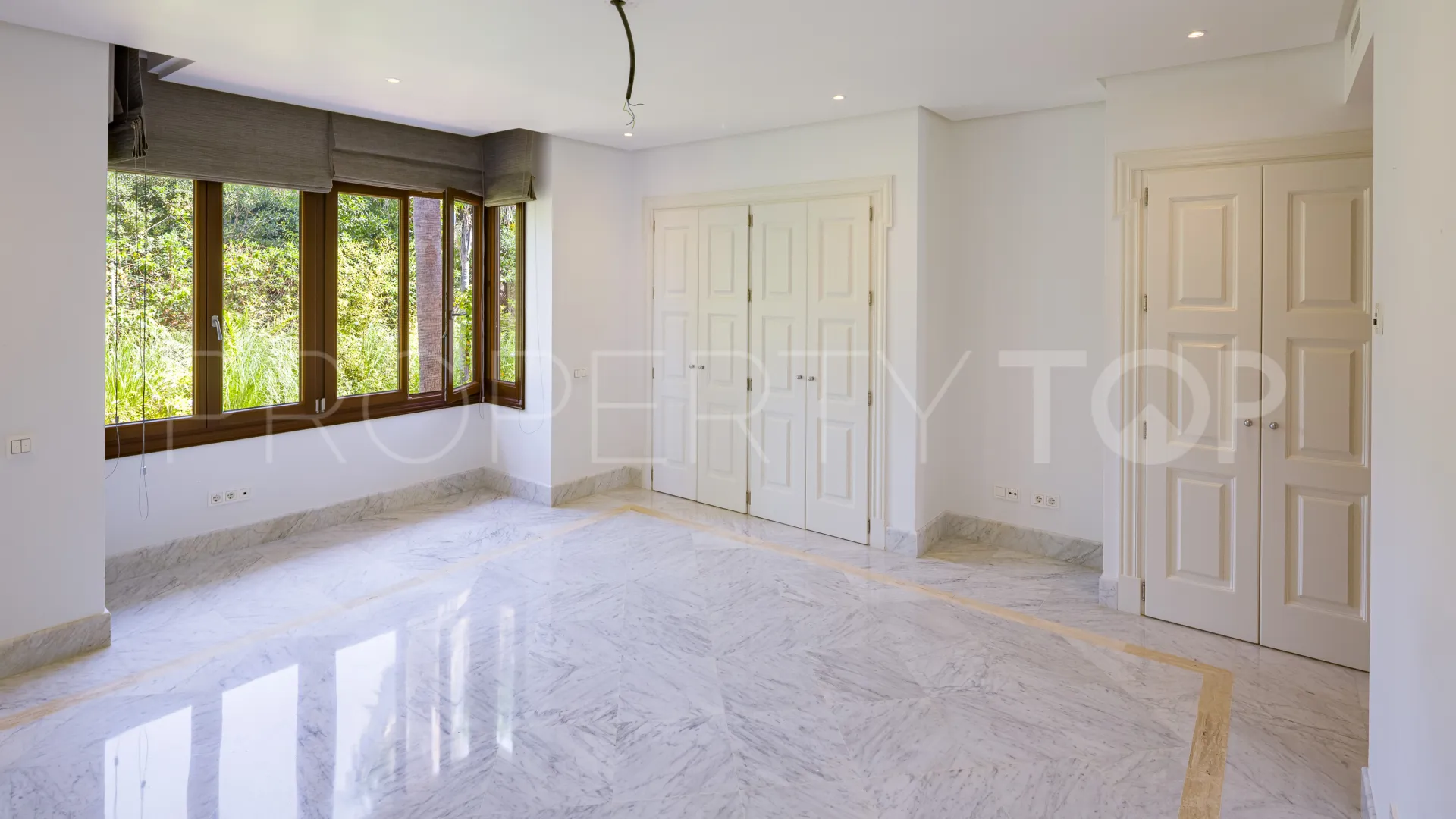 For sale Los Monteros Playa 2 bedrooms apartment