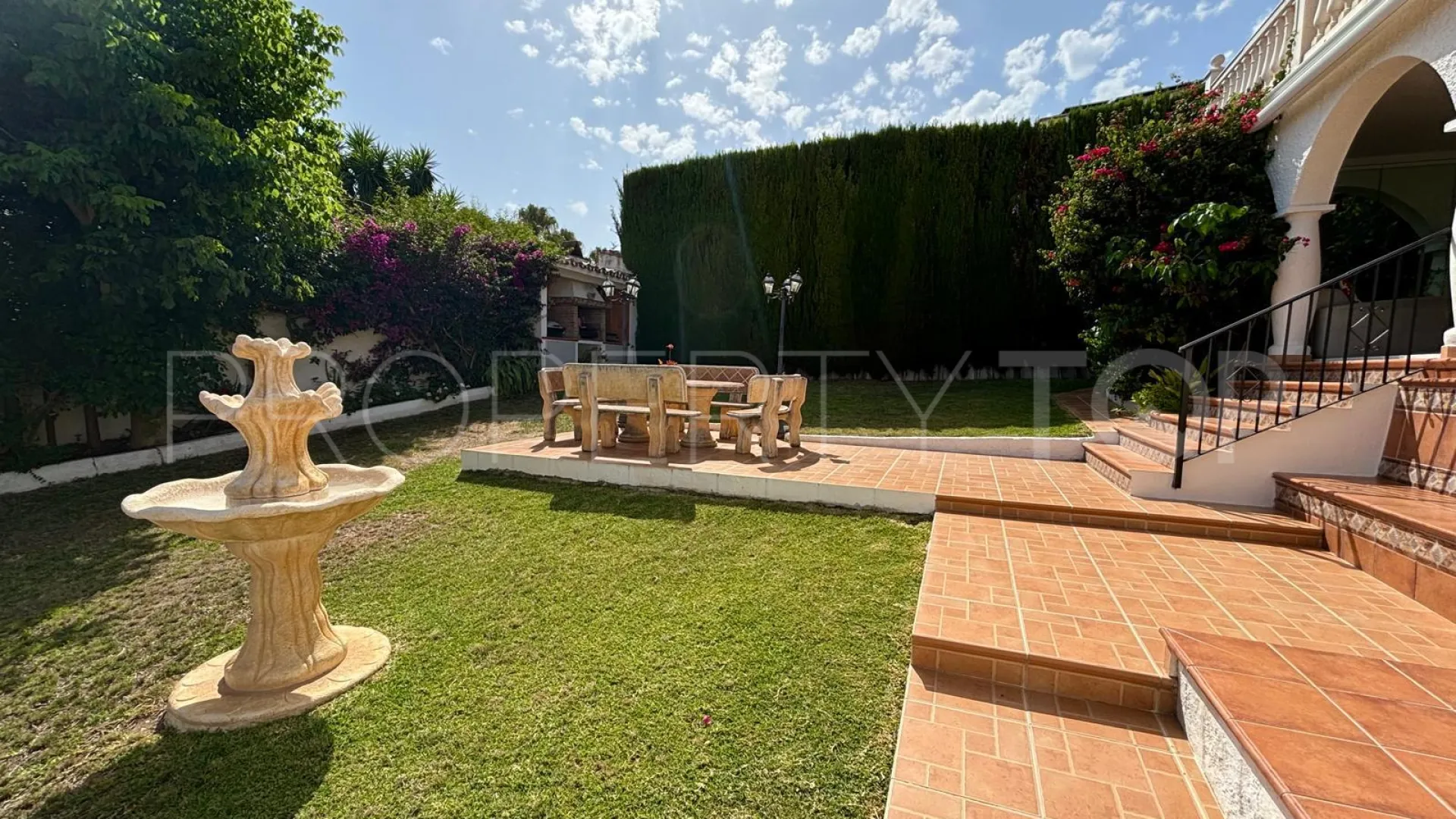Villa for sale in Bello Horizonte