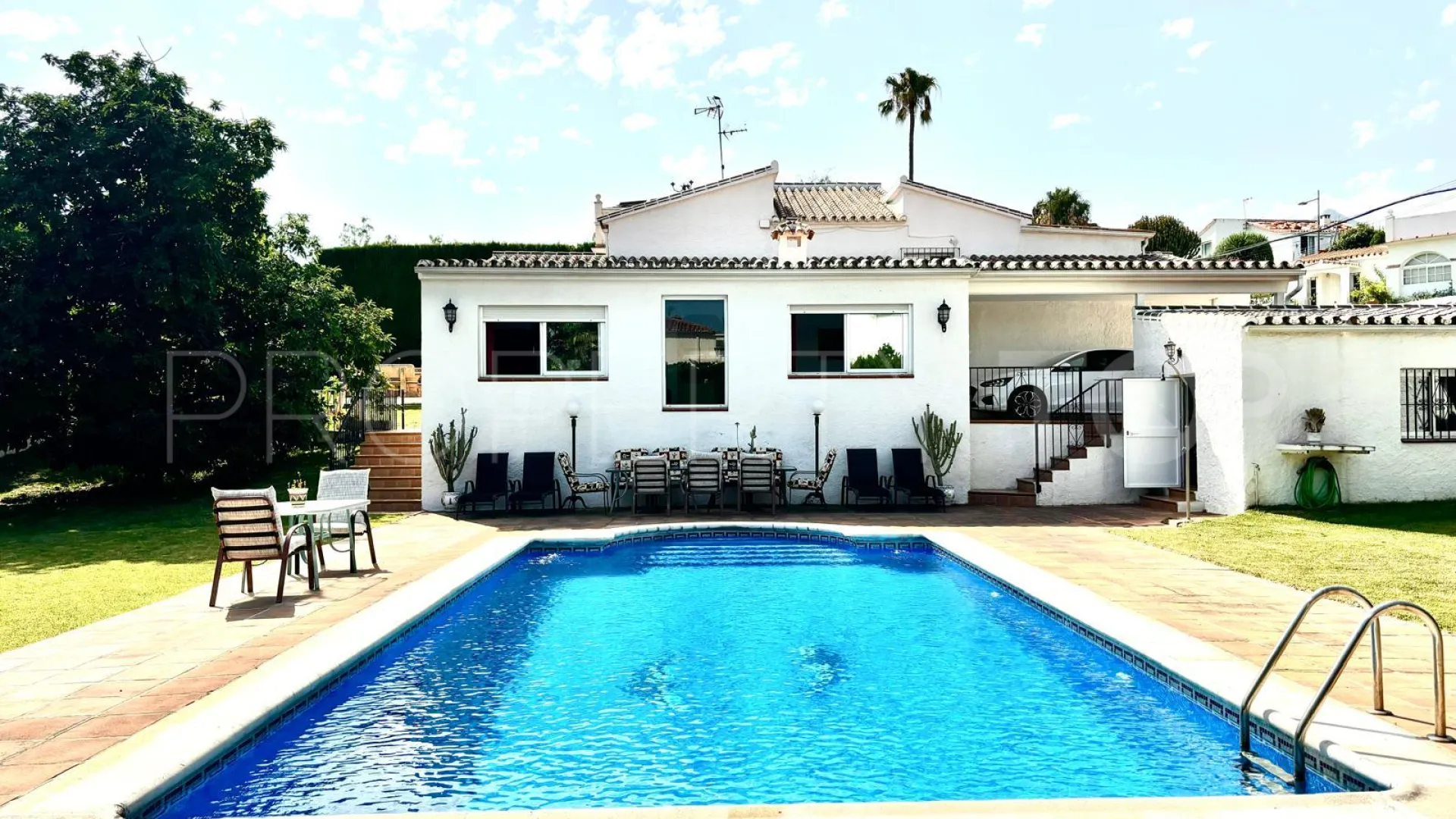 Villa for sale in Bello Horizonte