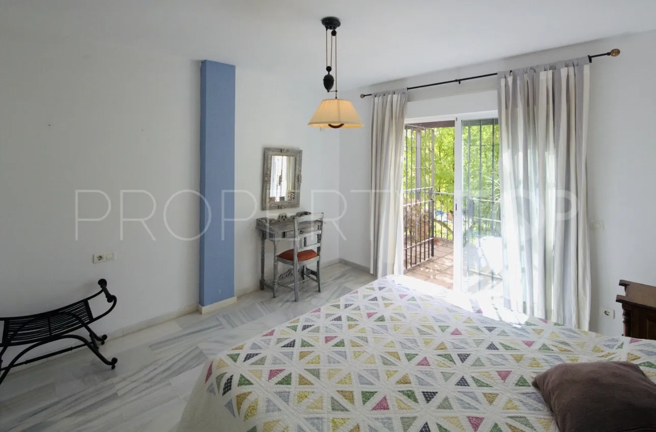 Azalea Beach, pareado a la venta