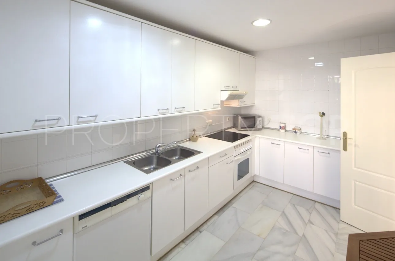 Azalea Beach, pareado a la venta