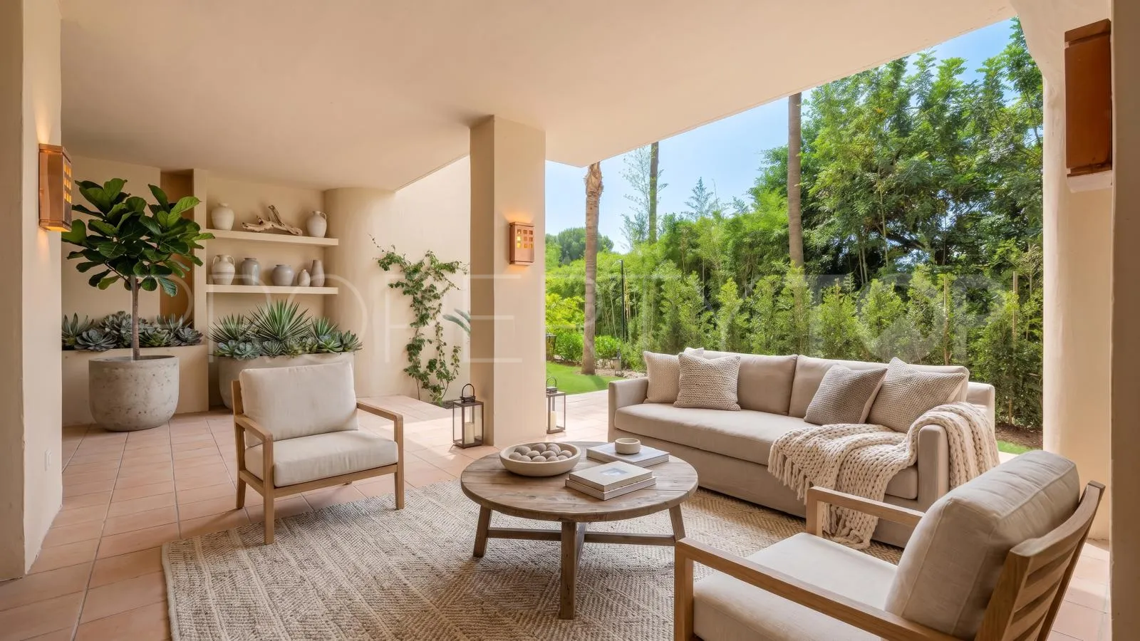 Ground floor apartment in Sierra Blanca for sale