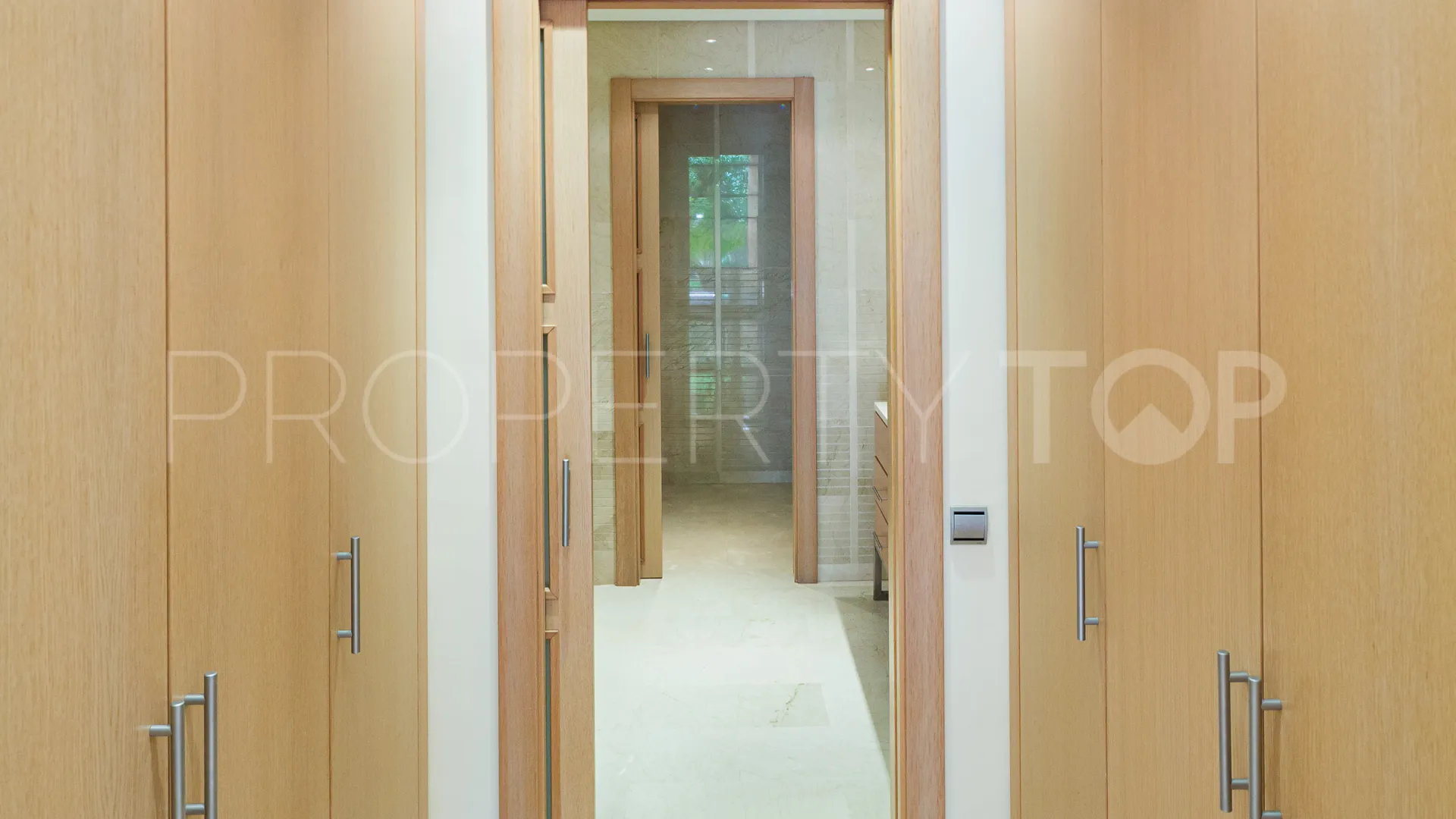 Ground floor apartment in Sierra Blanca for sale