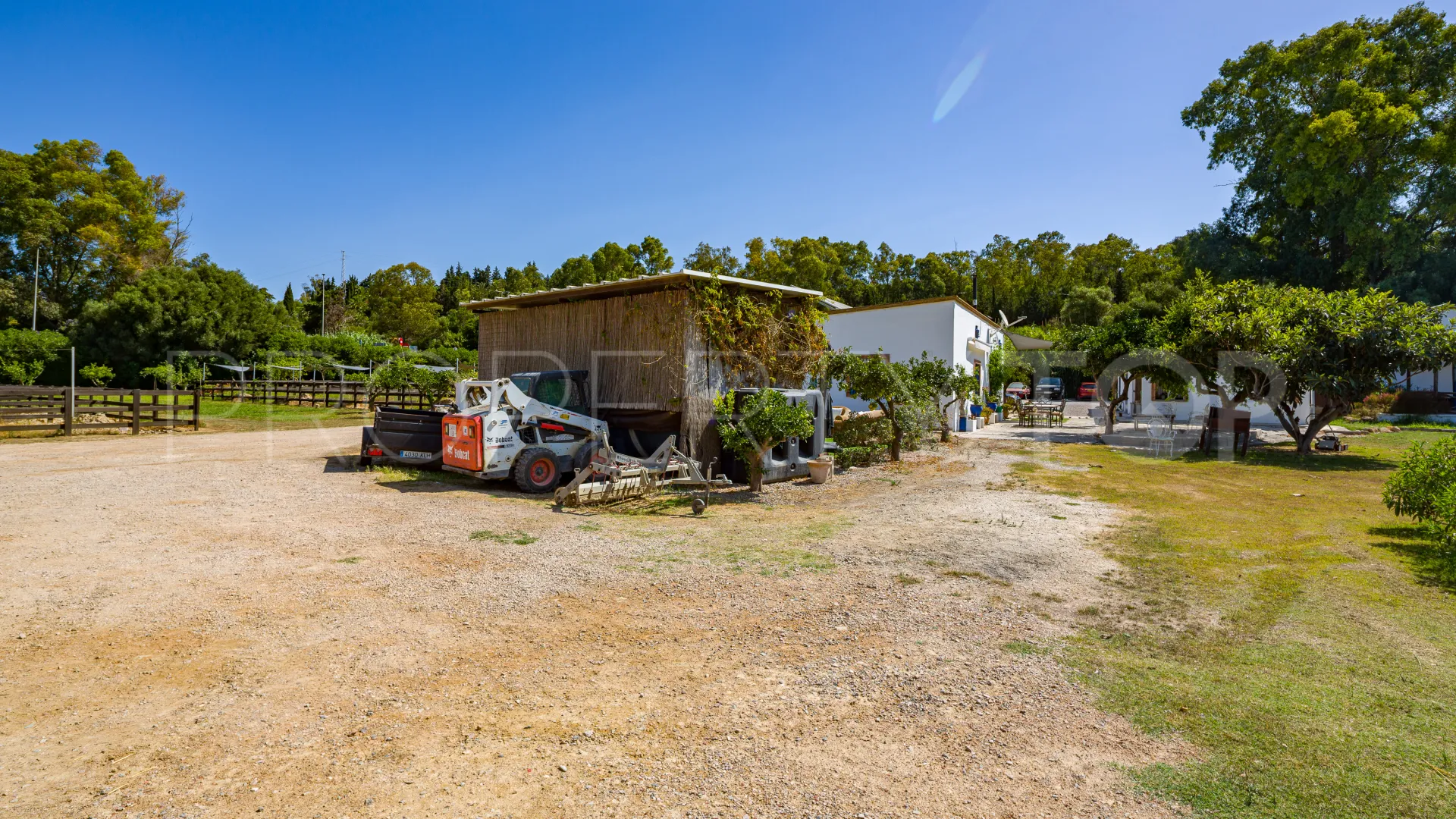 Finca en venta en San Enrique de Guadiaro