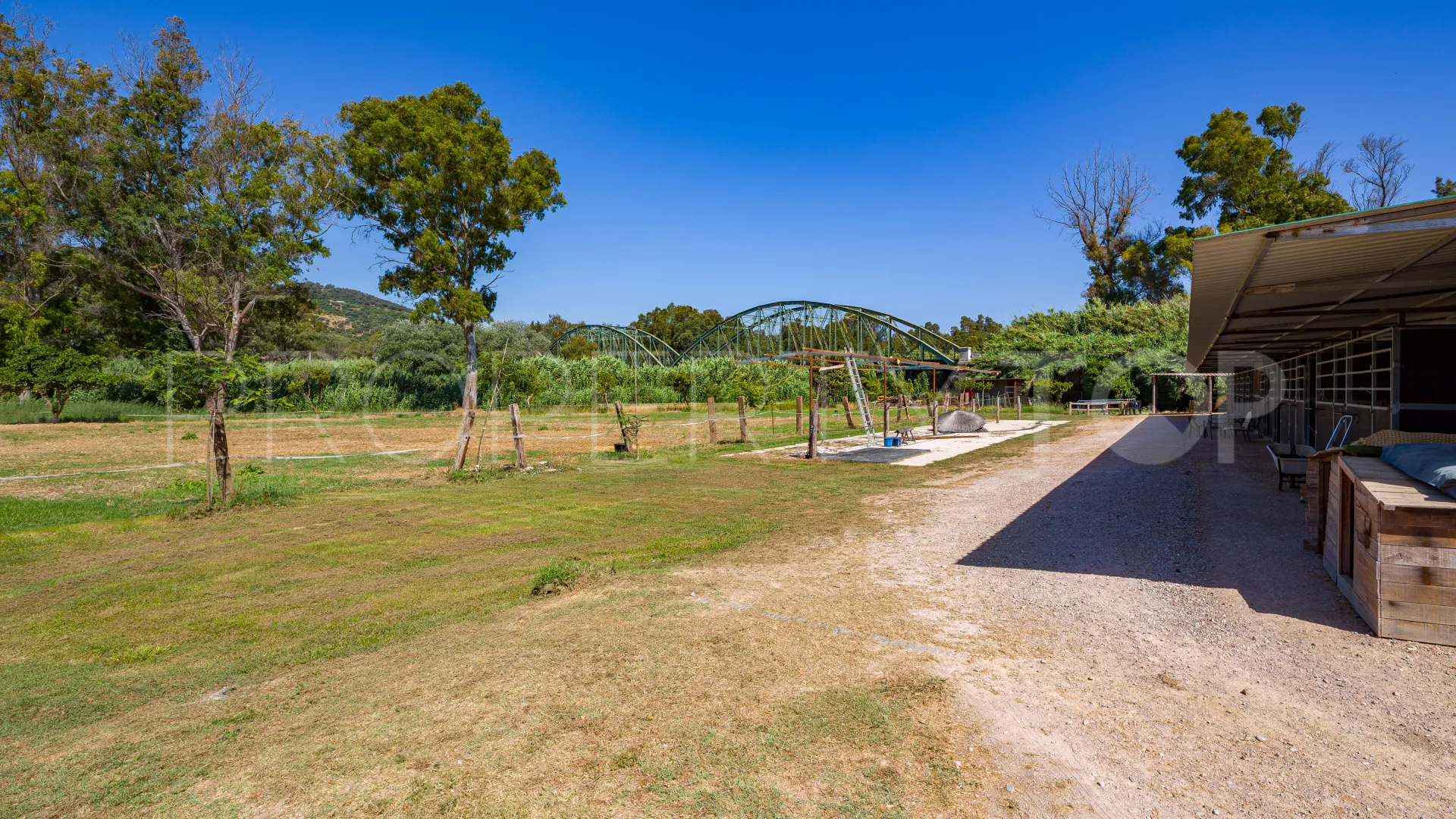 Finca en venta en San Enrique de Guadiaro