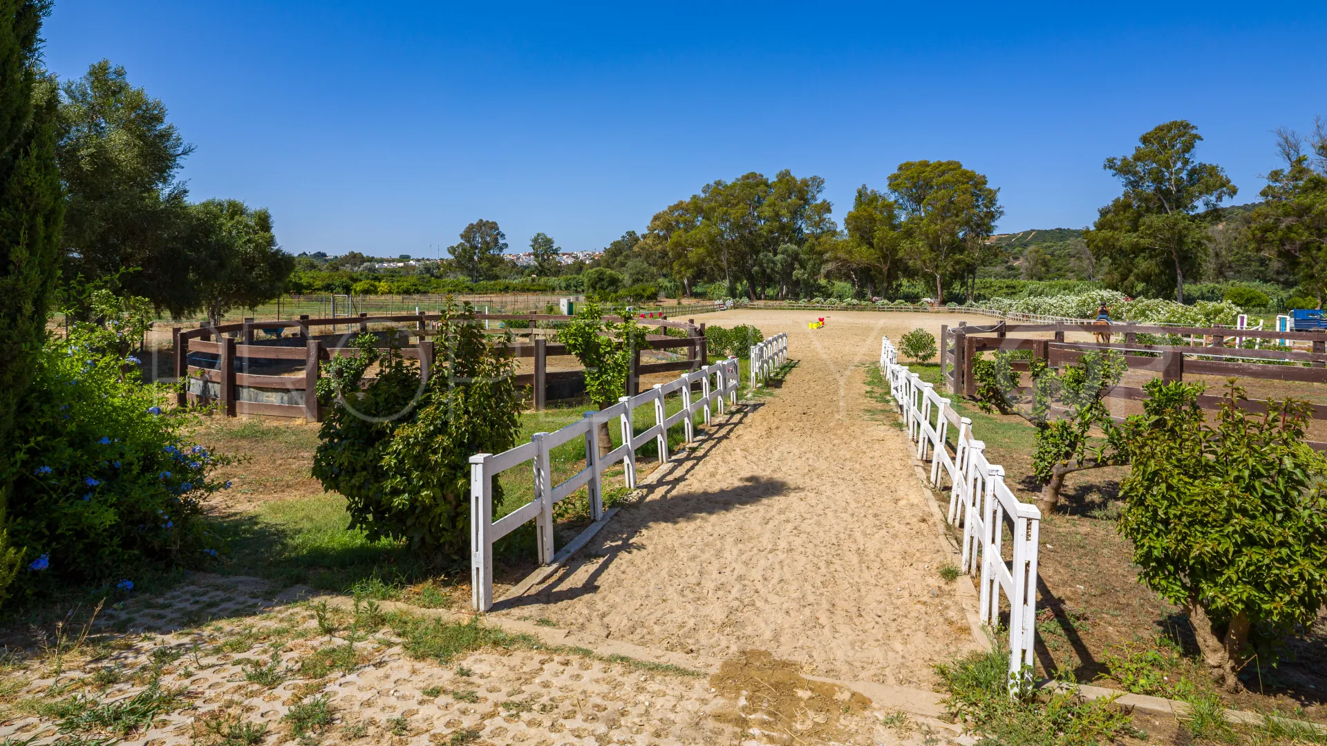 Finca en venta en San Enrique de Guadiaro