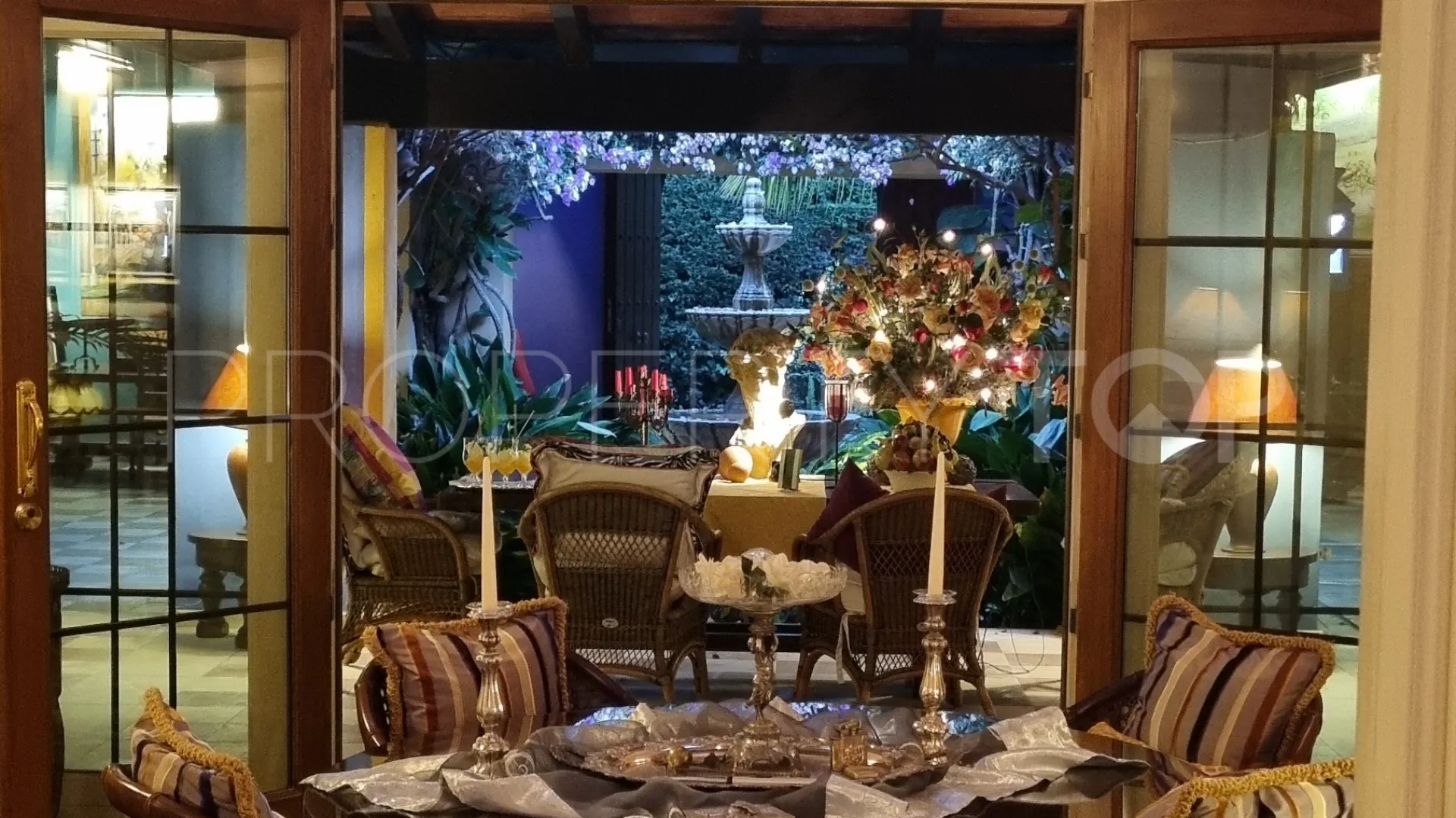 For sale villa in Guadalmina Baja with 3 bedrooms