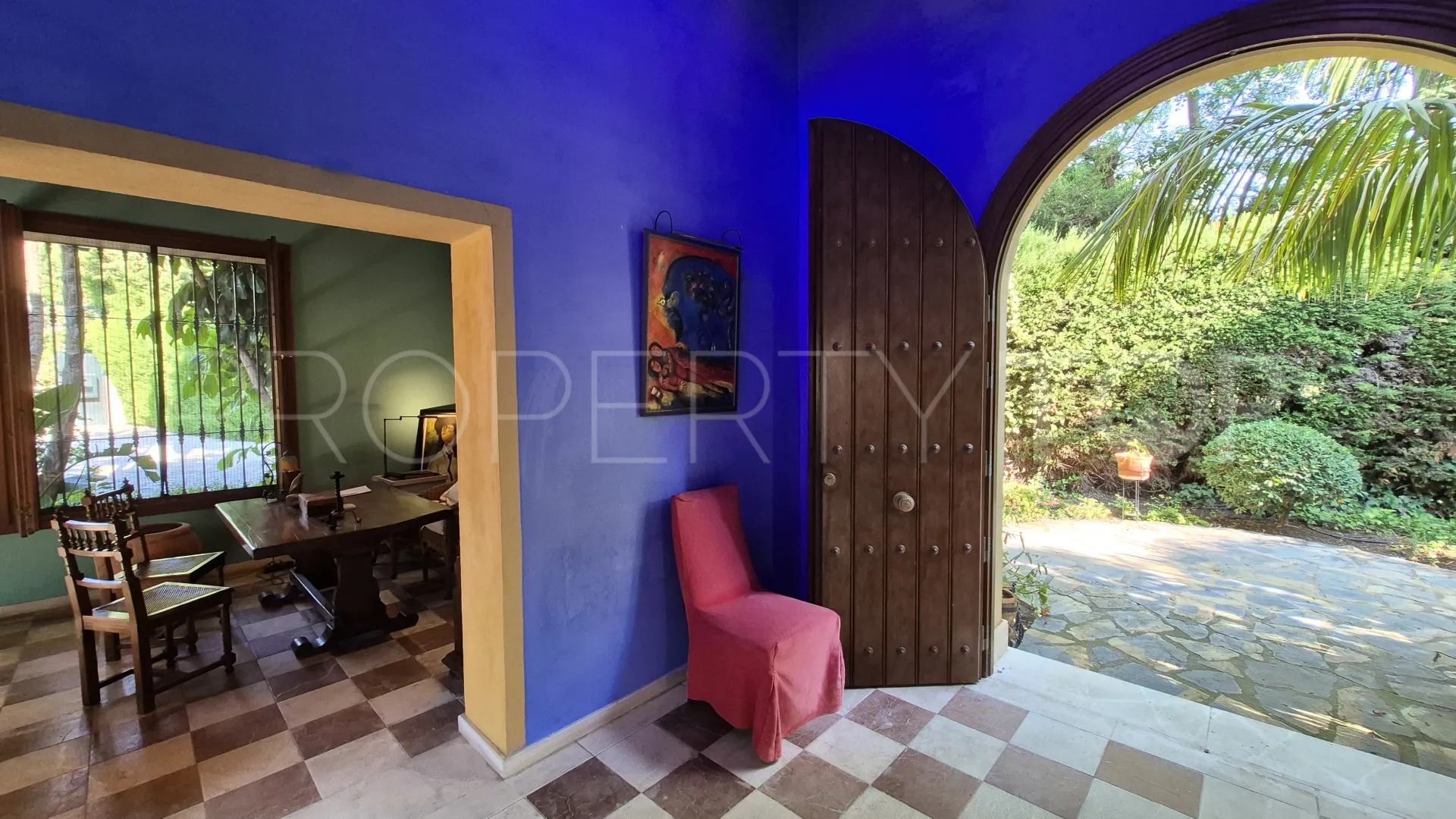 For sale villa in Guadalmina Baja with 3 bedrooms