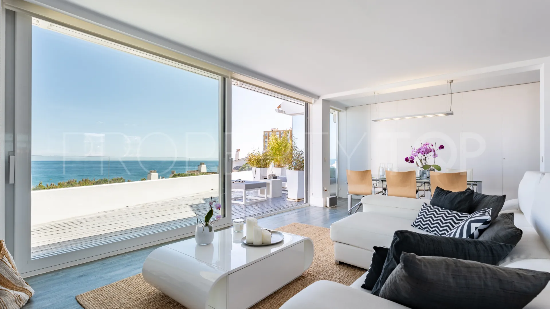 Atico duplex en venta en Sitio de Calahonda