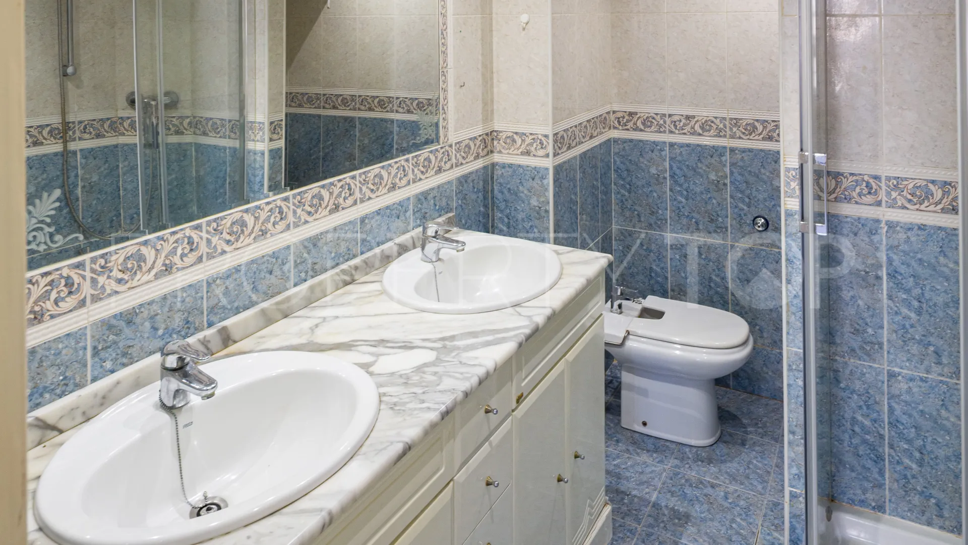 Comprar apartamento con 3 dormitorios en Playa de la Fontanilla