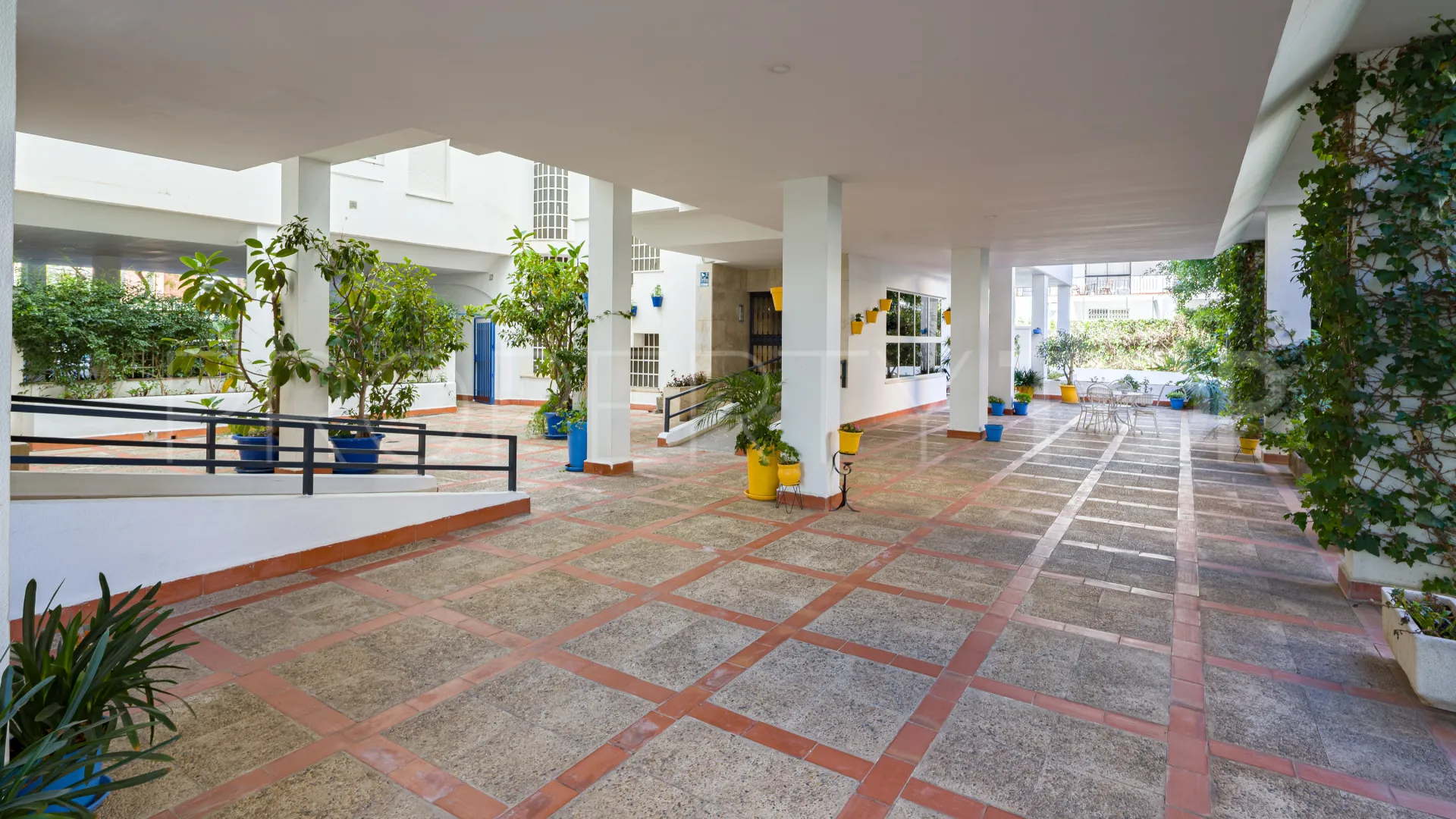 Comprar apartamento con 3 dormitorios en Playa de la Fontanilla