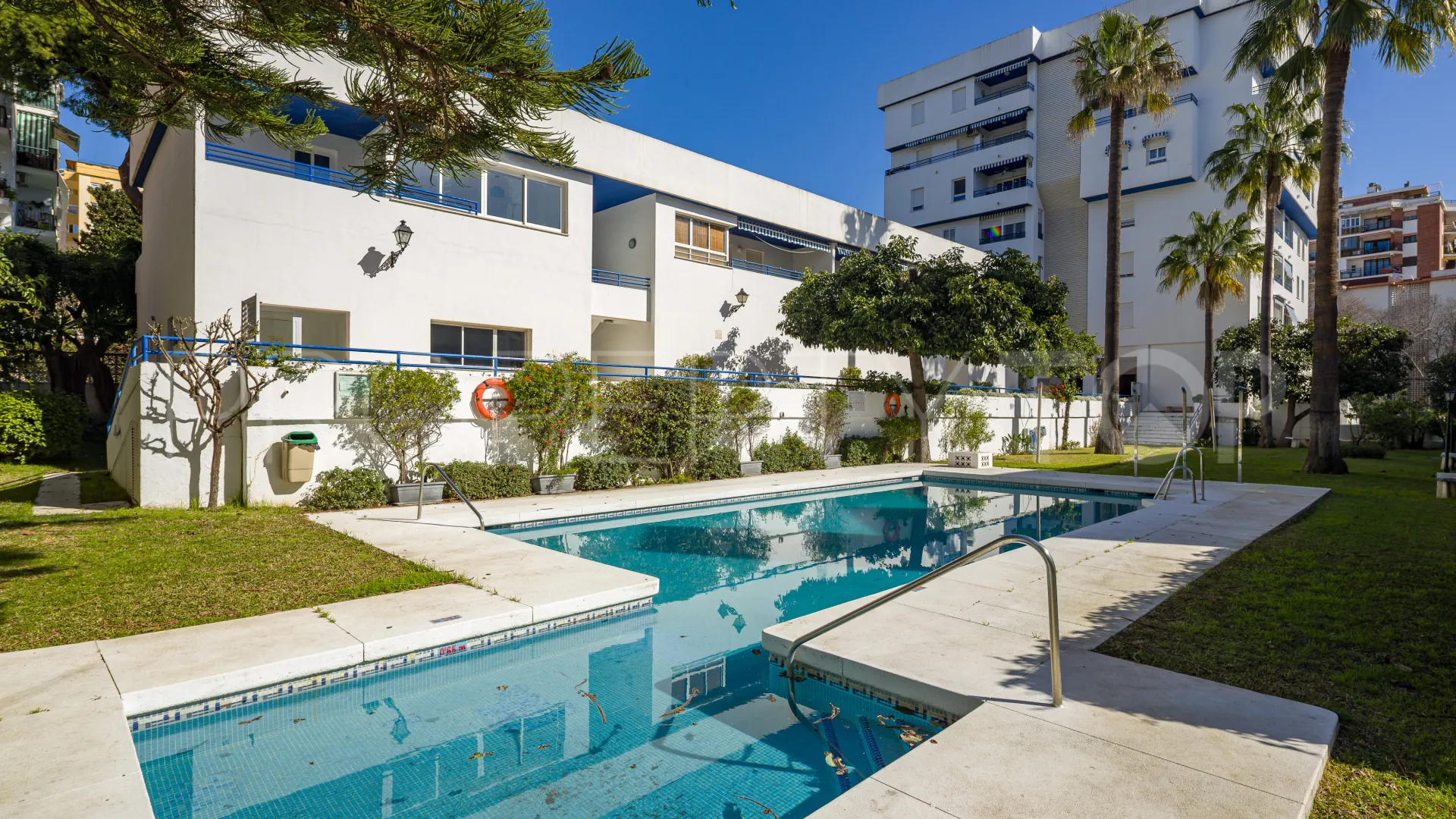 Comprar apartamento con 3 dormitorios en Playa de la Fontanilla