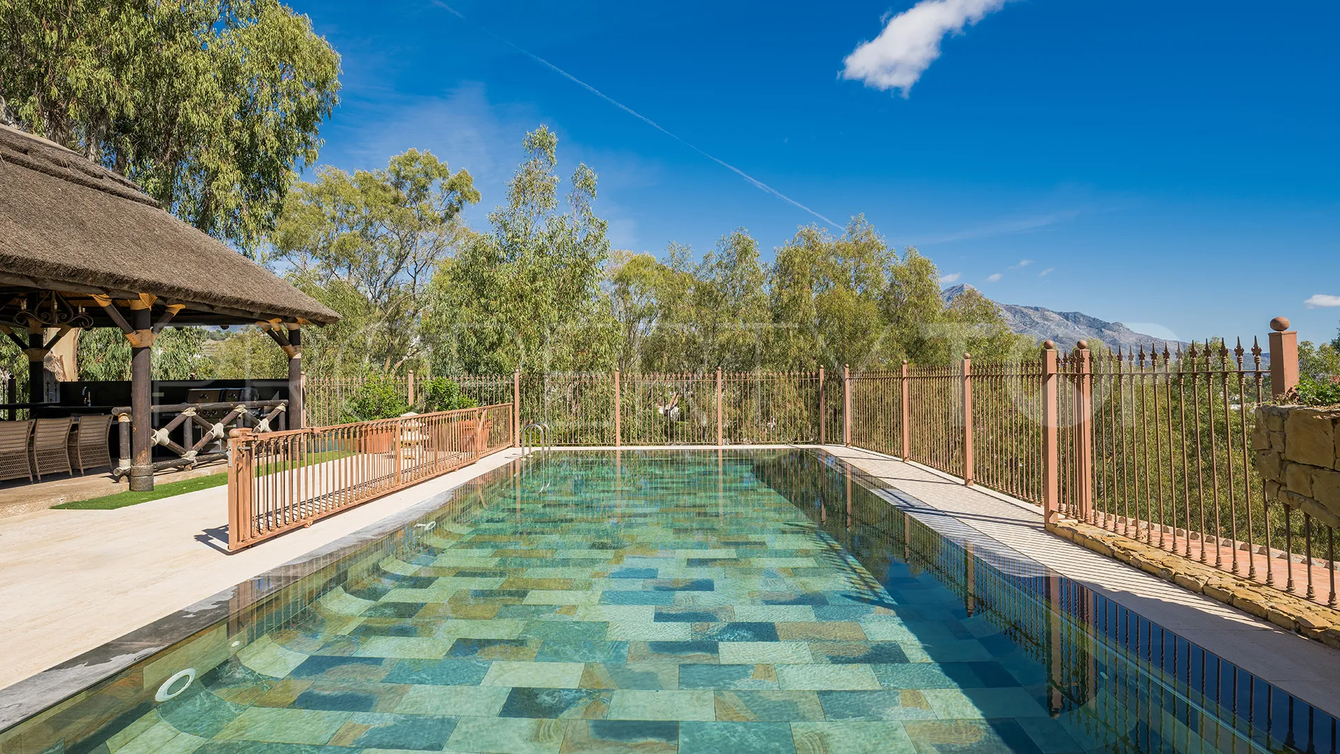 For sale El Herrojo villa