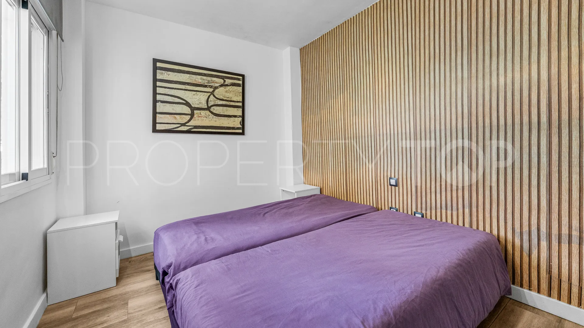 Comprar apartamento planta baja en Los Naranjos de Marbella