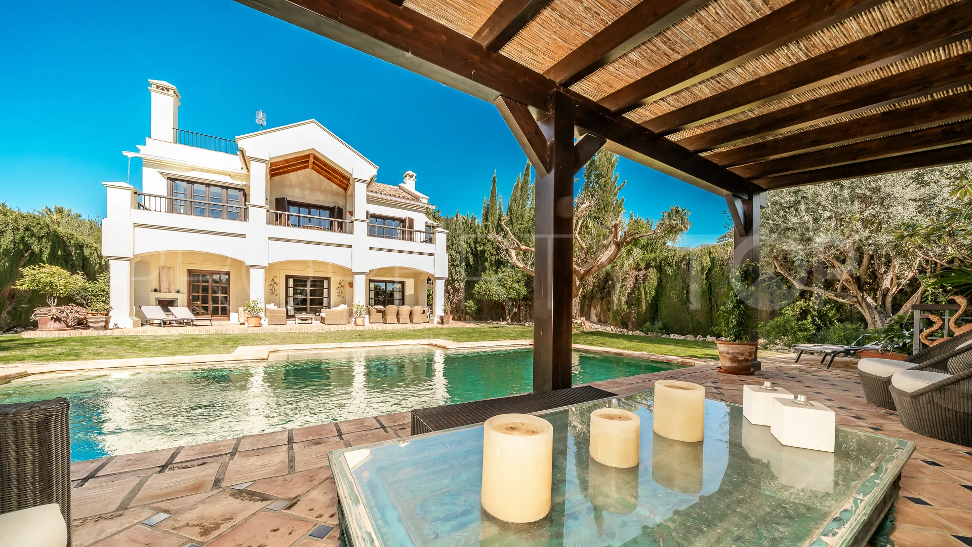 Sierra Blanca, villa en venta