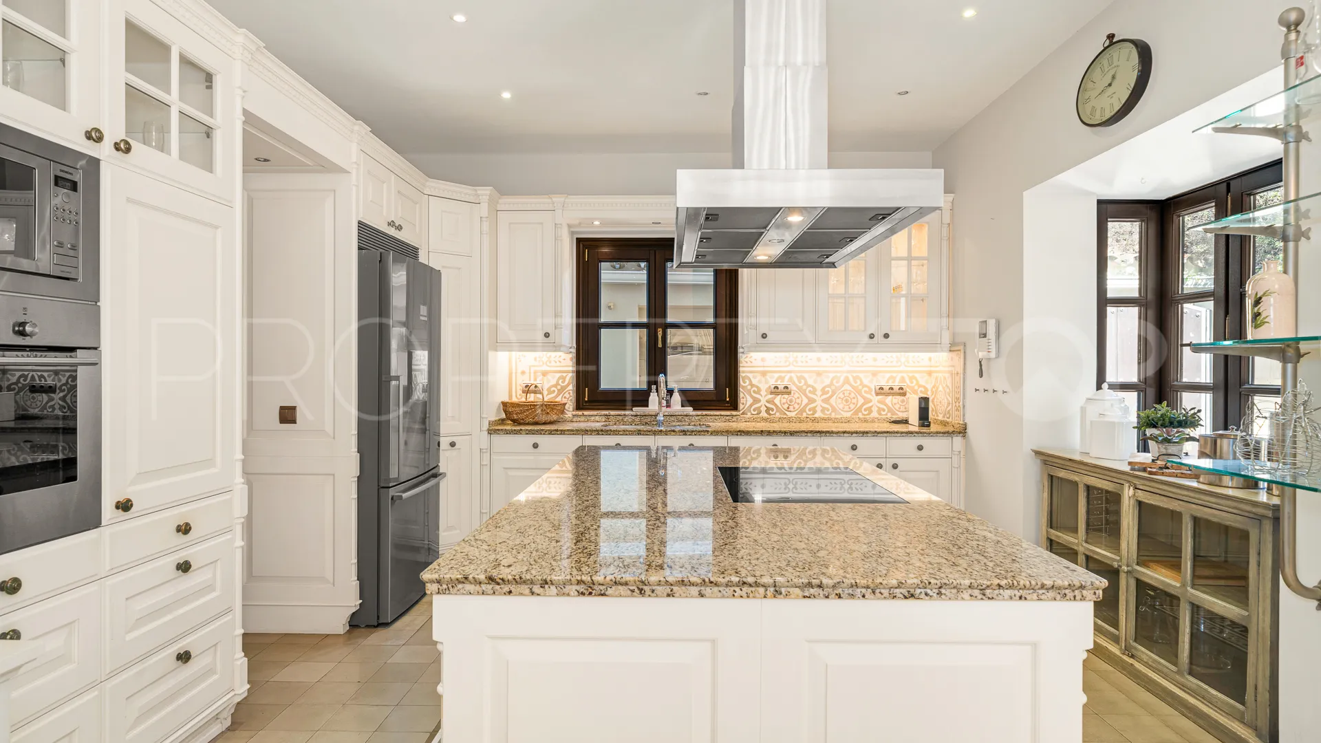 Sierra Blanca, villa en venta