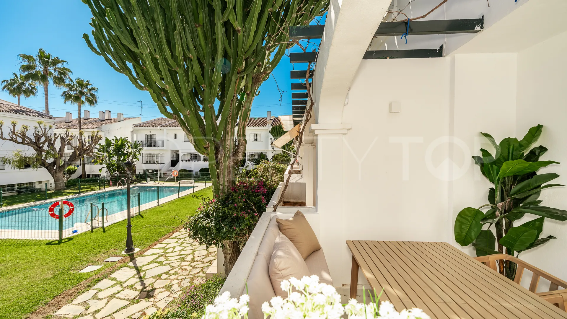 4 bedrooms Los Naranjos de Marbella town house for sale