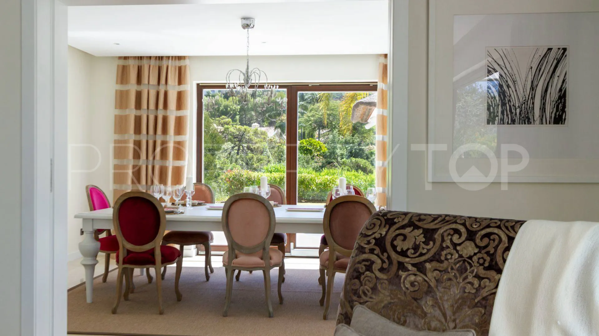 Buy villa with 5 bedrooms in La Zagaleta