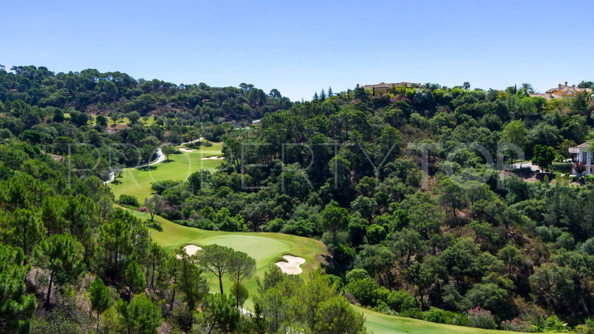 Buy villa with 5 bedrooms in La Zagaleta