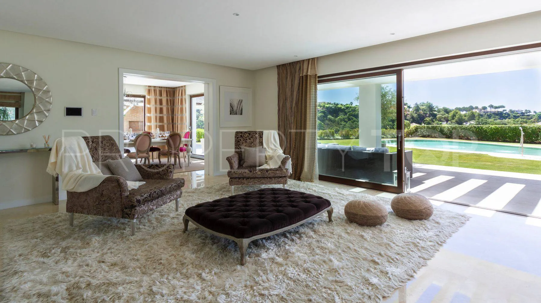 Buy villa with 5 bedrooms in La Zagaleta