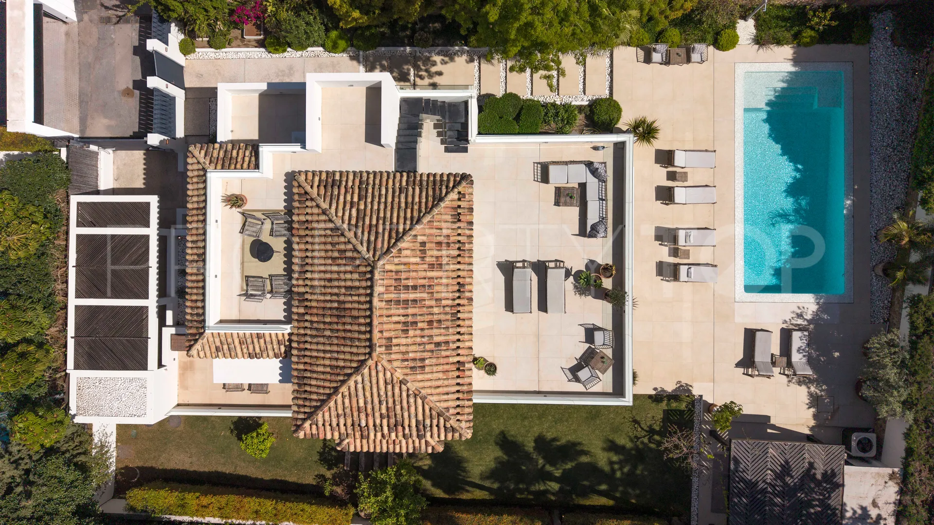 For sale villa in Los Naranjos Golf