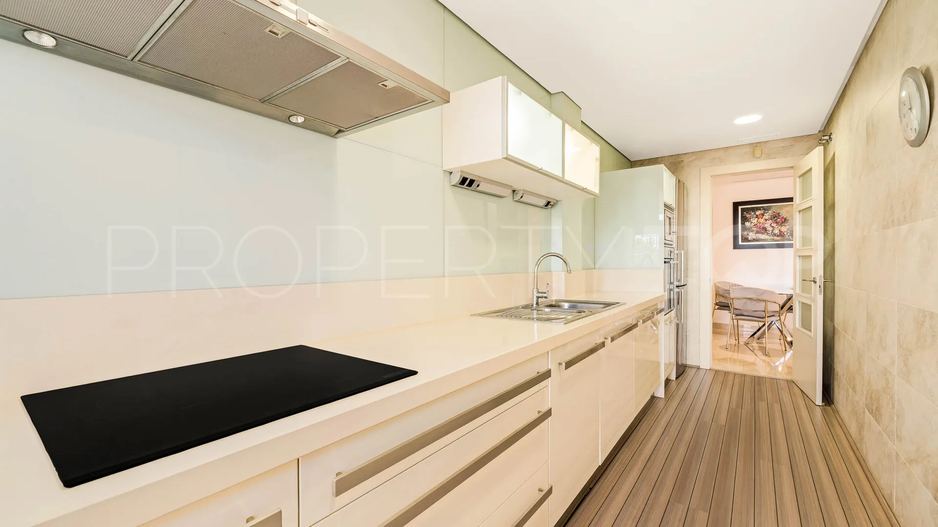 Buy Nueva Andalucia apartment with 2 bedrooms