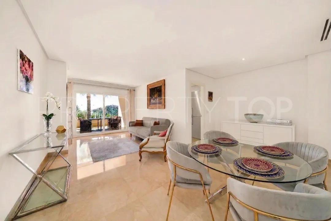 Buy Nueva Andalucia apartment with 2 bedrooms