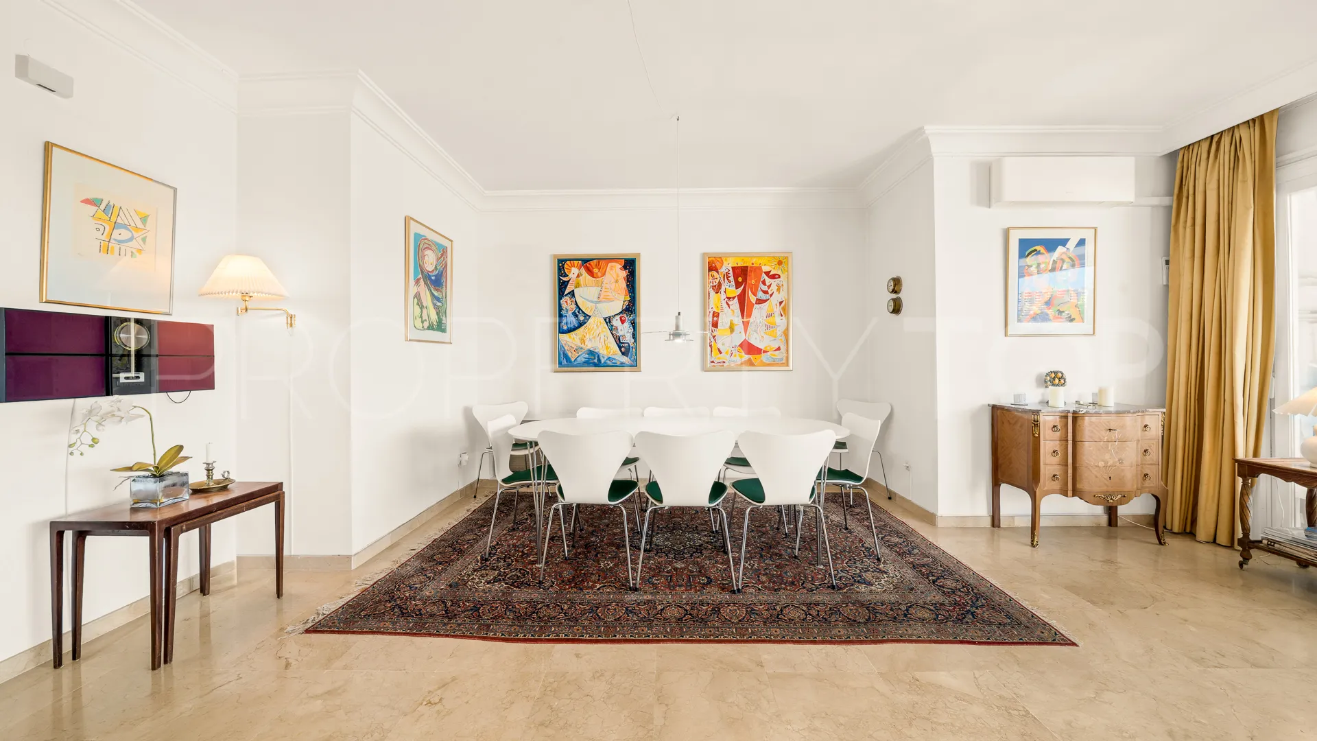 Apartamento en venta con 2 dormitorios en Guadalmina Alta