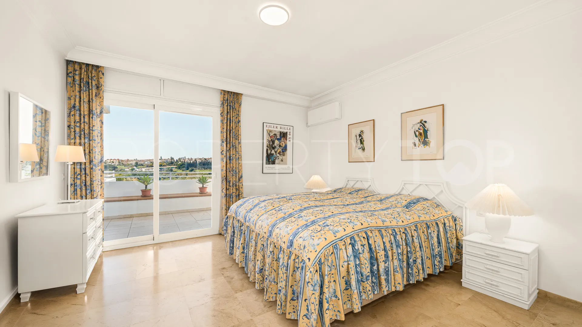 Apartamento en venta con 2 dormitorios en Guadalmina Alta