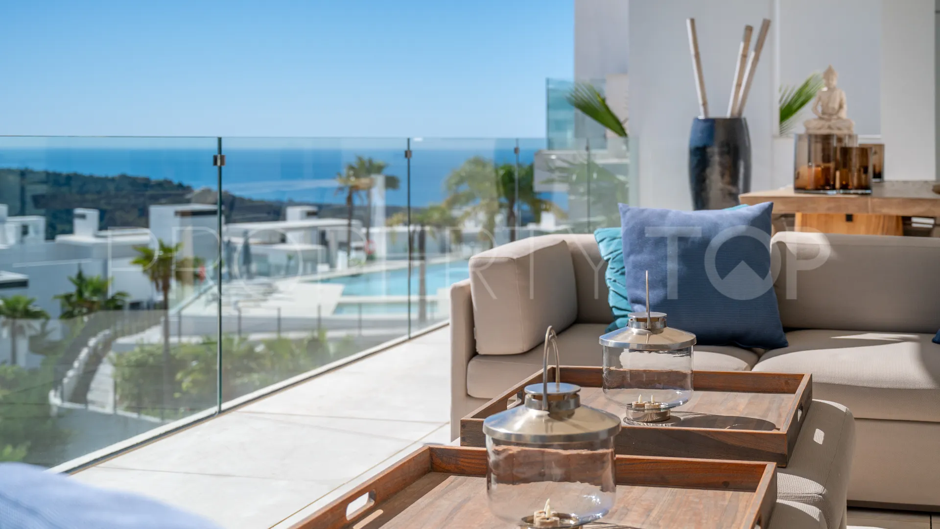 Comprar apartamento con 3 dormitorios en Palo Alto