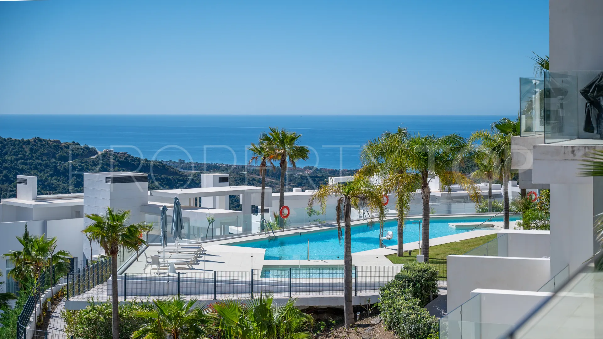Comprar apartamento con 3 dormitorios en Palo Alto
