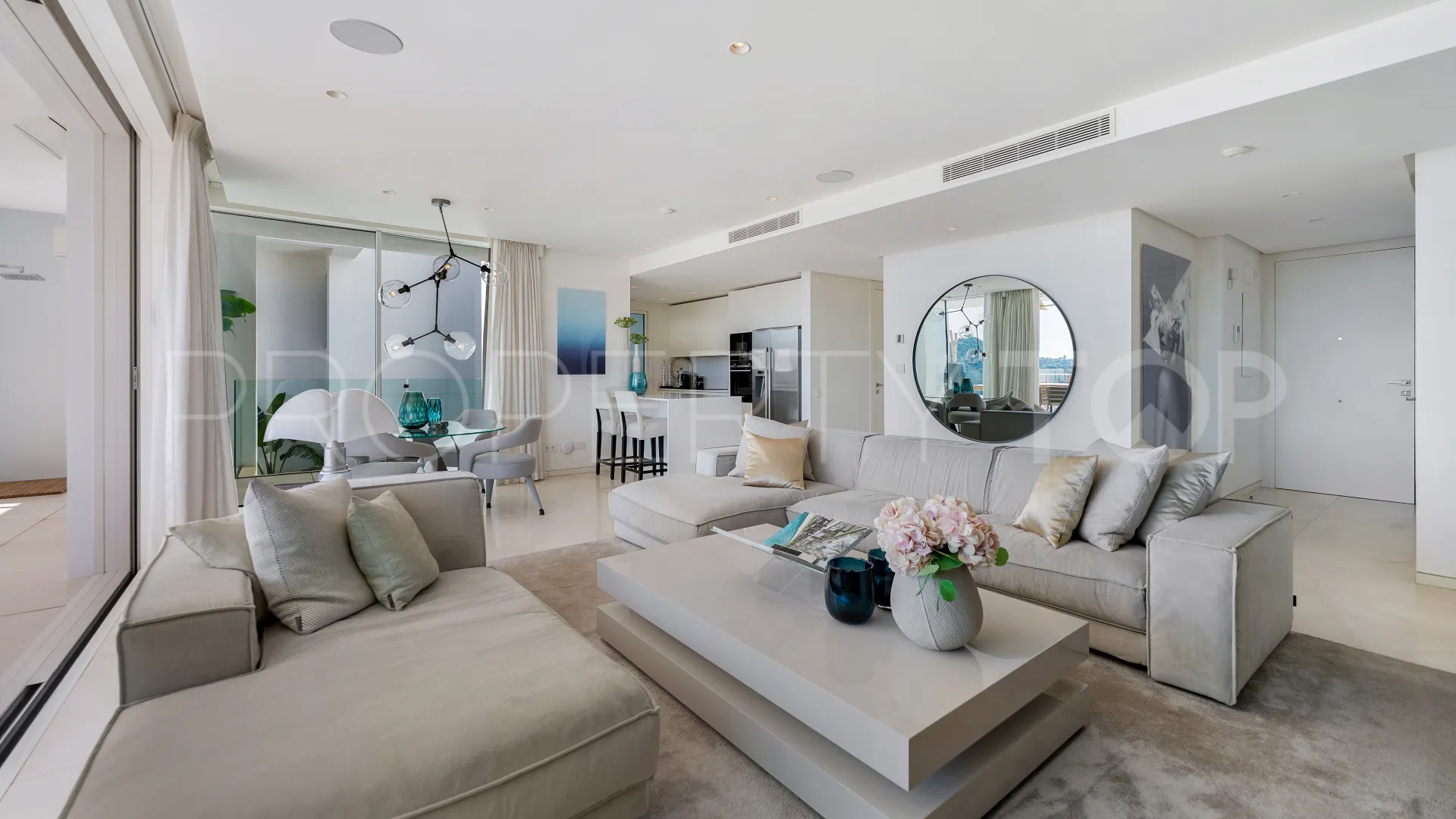 Comprar apartamento con 3 dormitorios en Palo Alto
