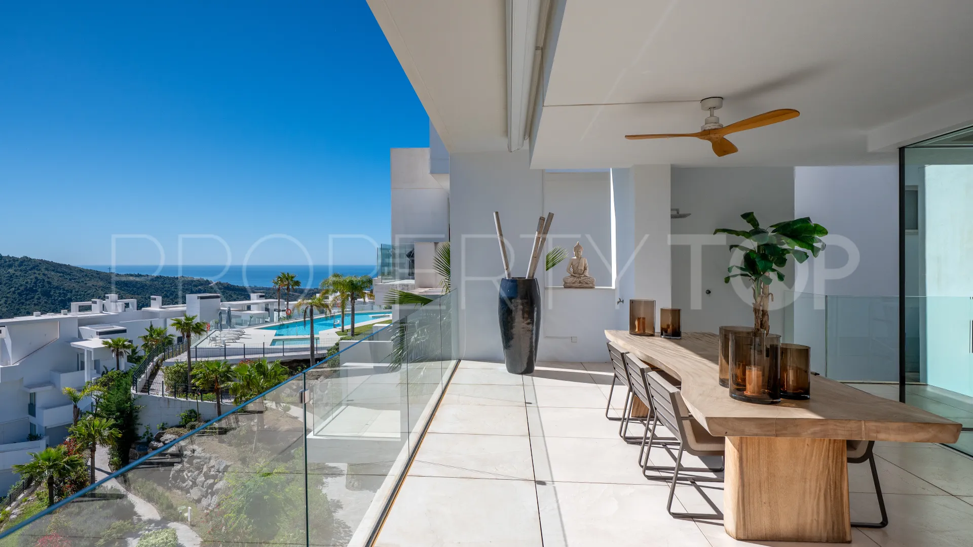 Comprar apartamento con 3 dormitorios en Palo Alto