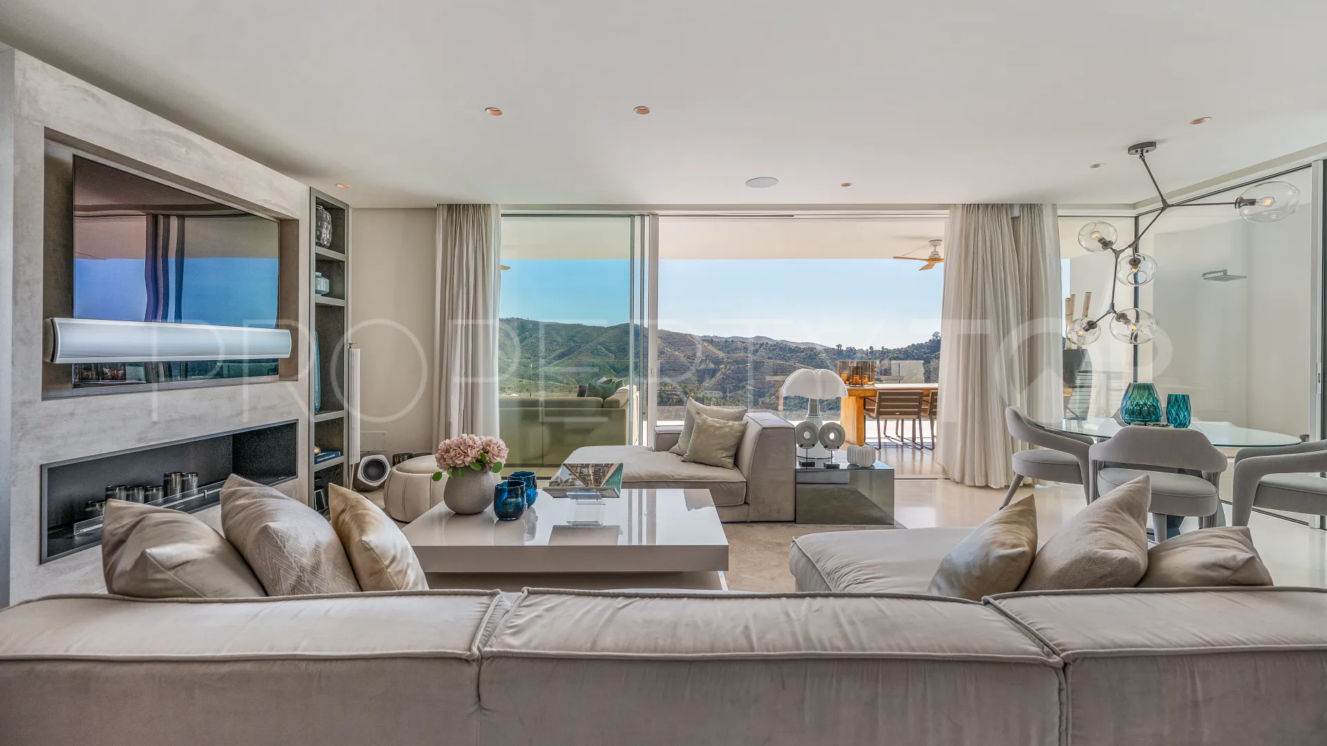 Comprar apartamento con 3 dormitorios en Palo Alto