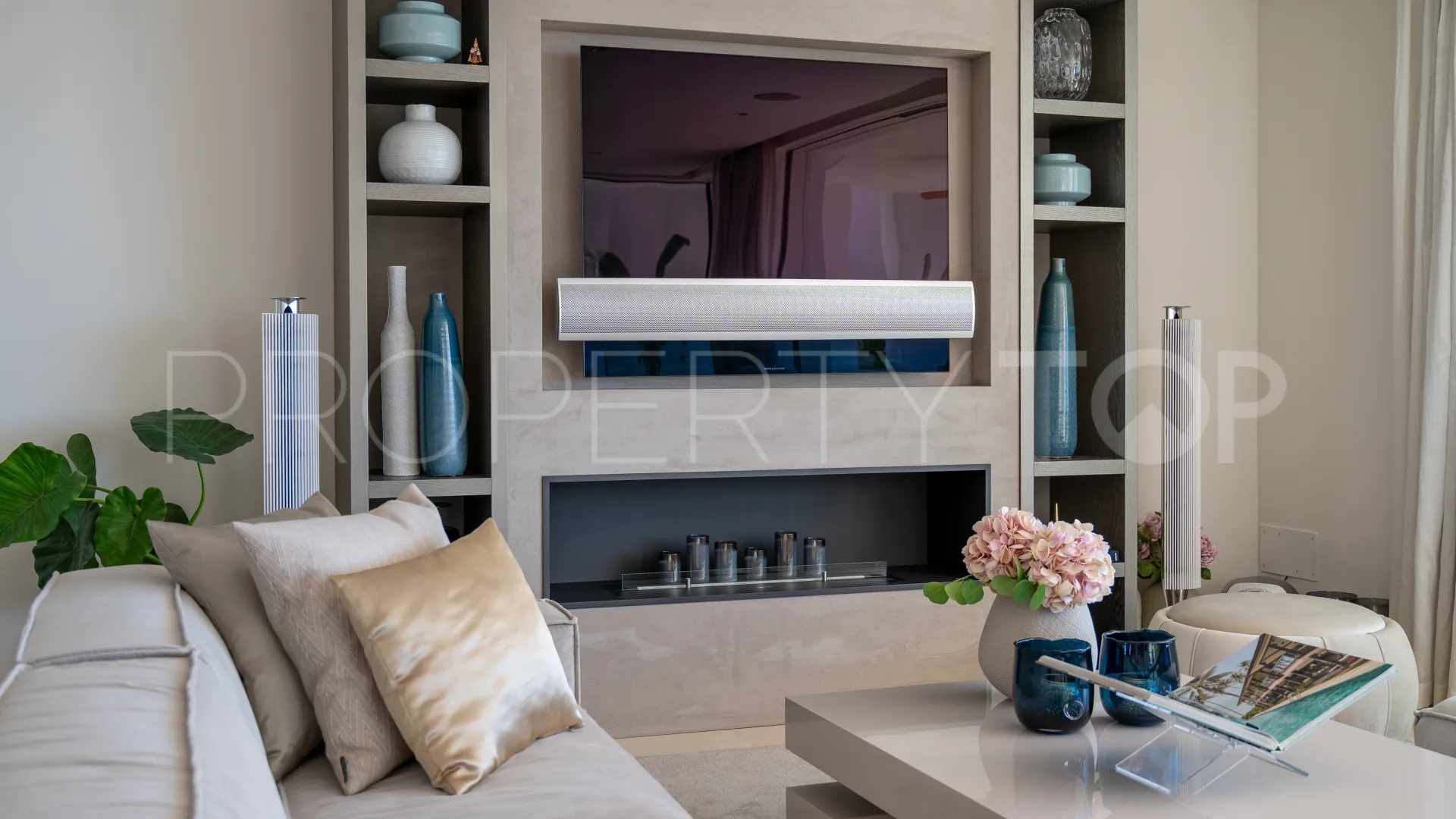 Comprar apartamento con 3 dormitorios en Palo Alto