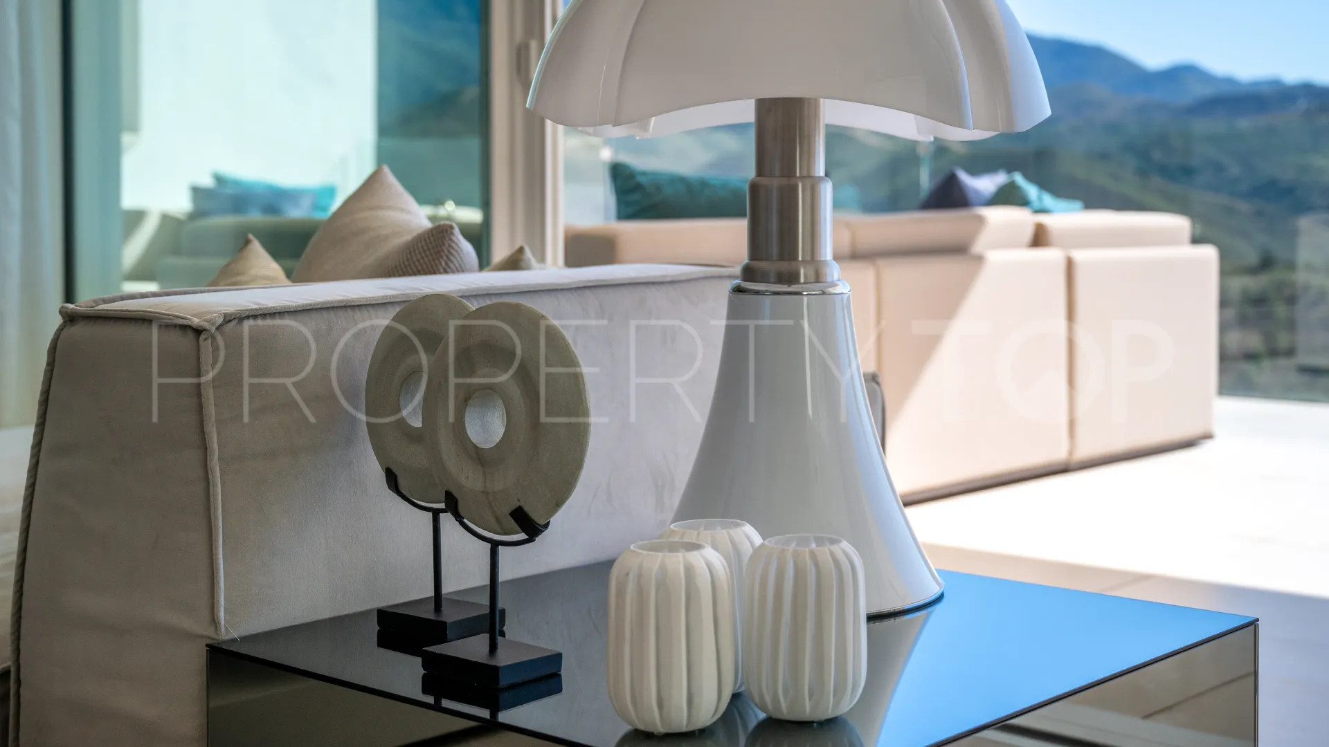 Comprar apartamento con 3 dormitorios en Palo Alto