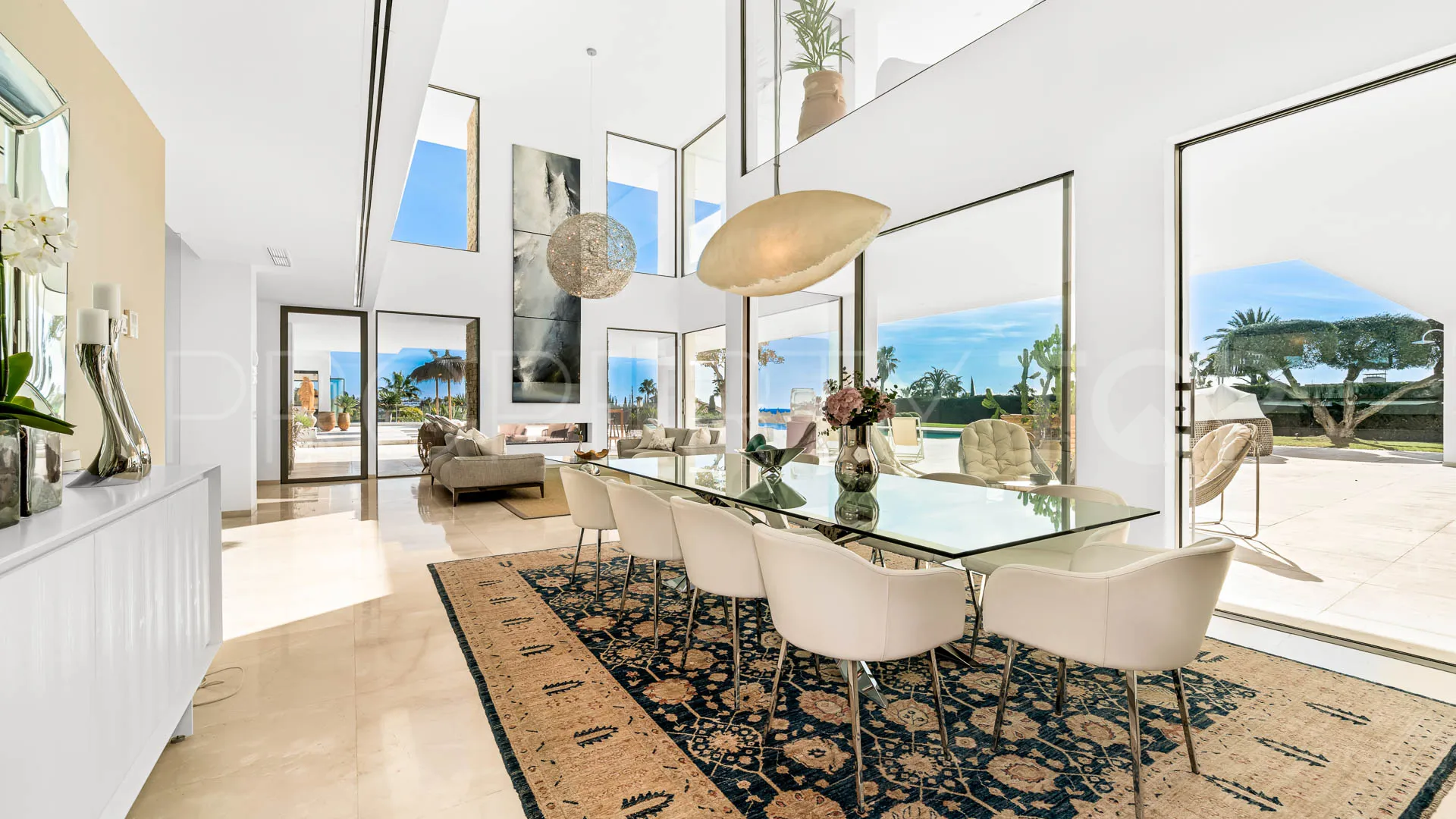 For sale La Cerquilla villa with 7 bedrooms