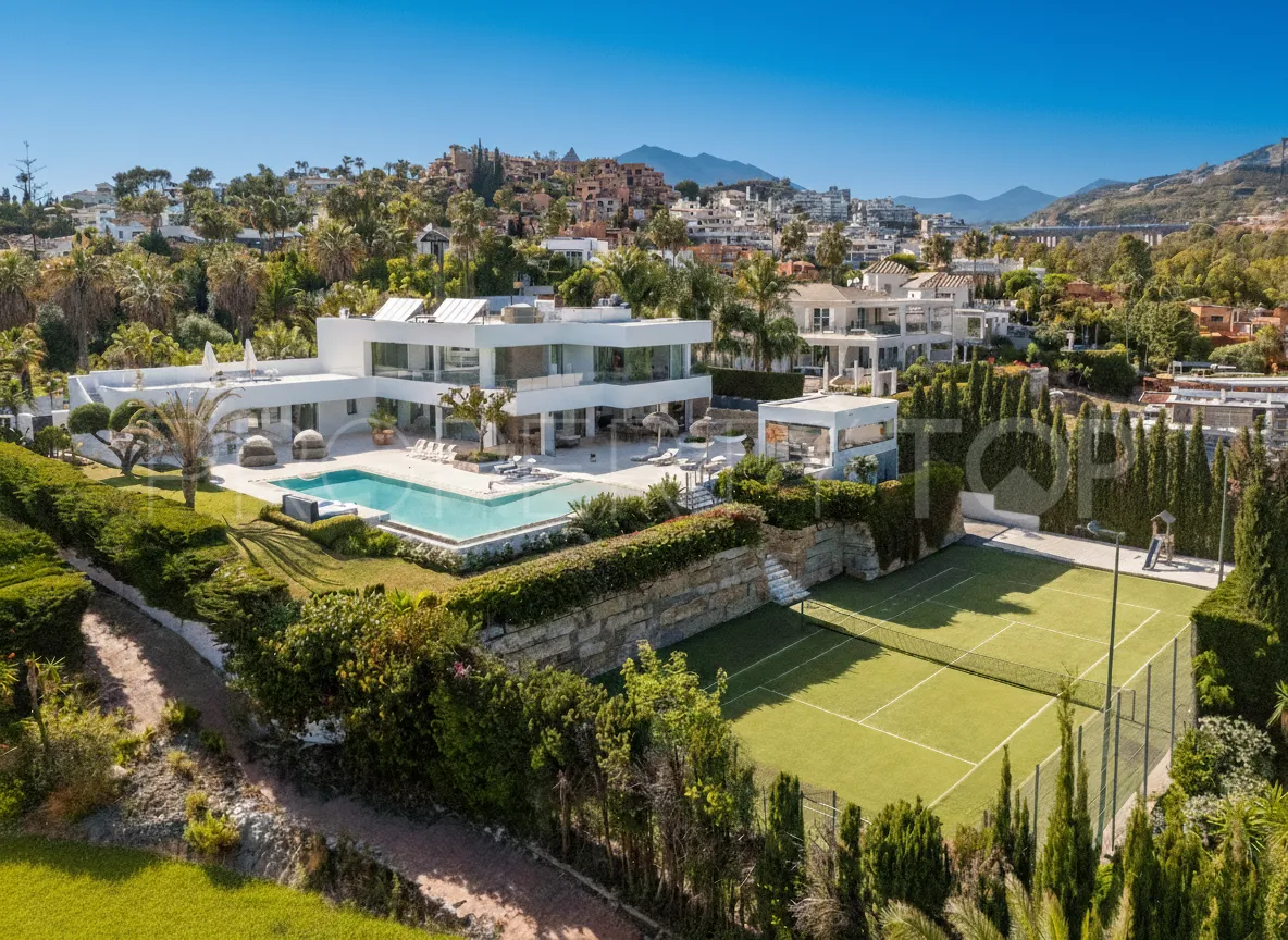 For sale La Cerquilla villa with 7 bedrooms