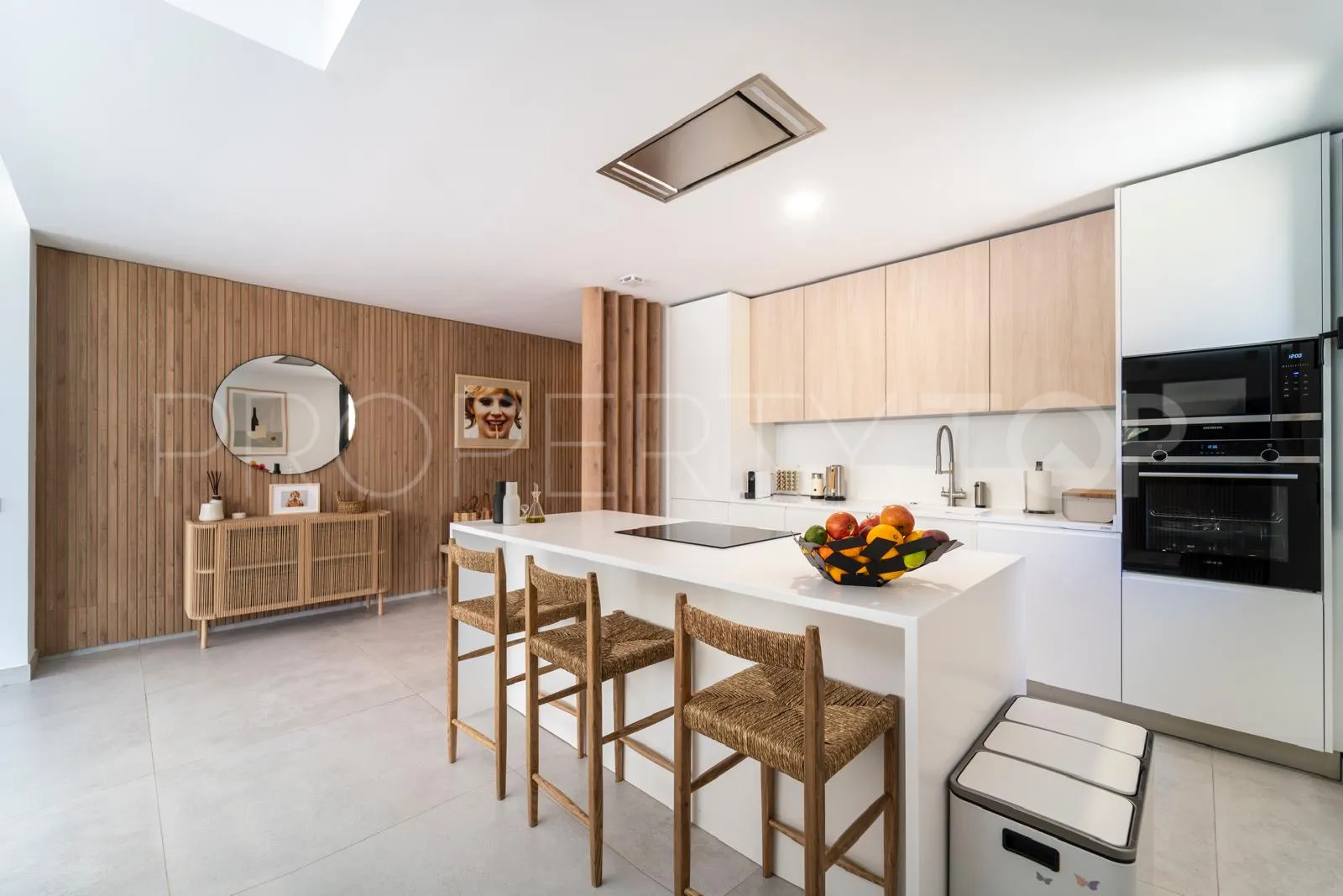 Penthouse for sale in Cabopino with 3 bedrooms