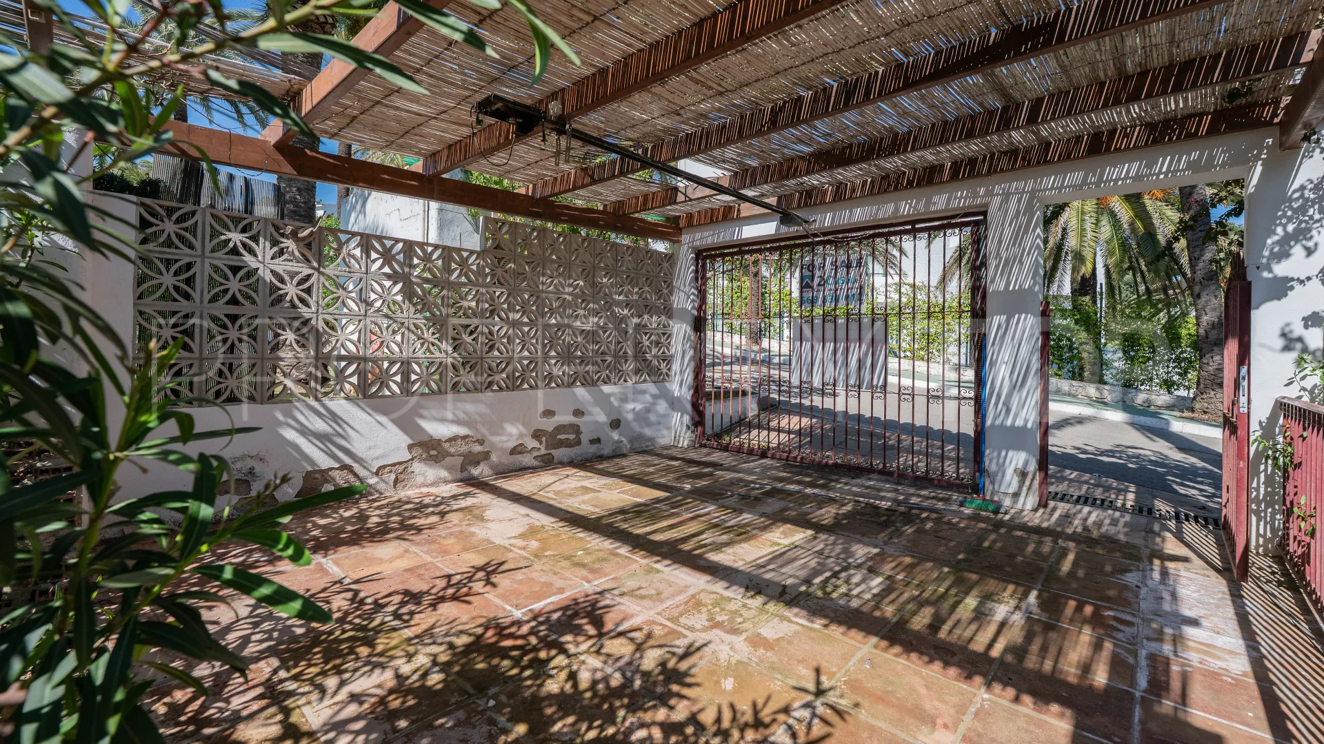 For sale 3 bedrooms bungalow in Los Monteros