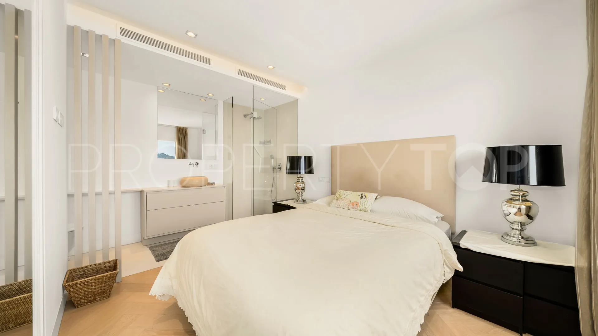 Se vende Ático de 2 dormitorios en Beach Side Golden Mile