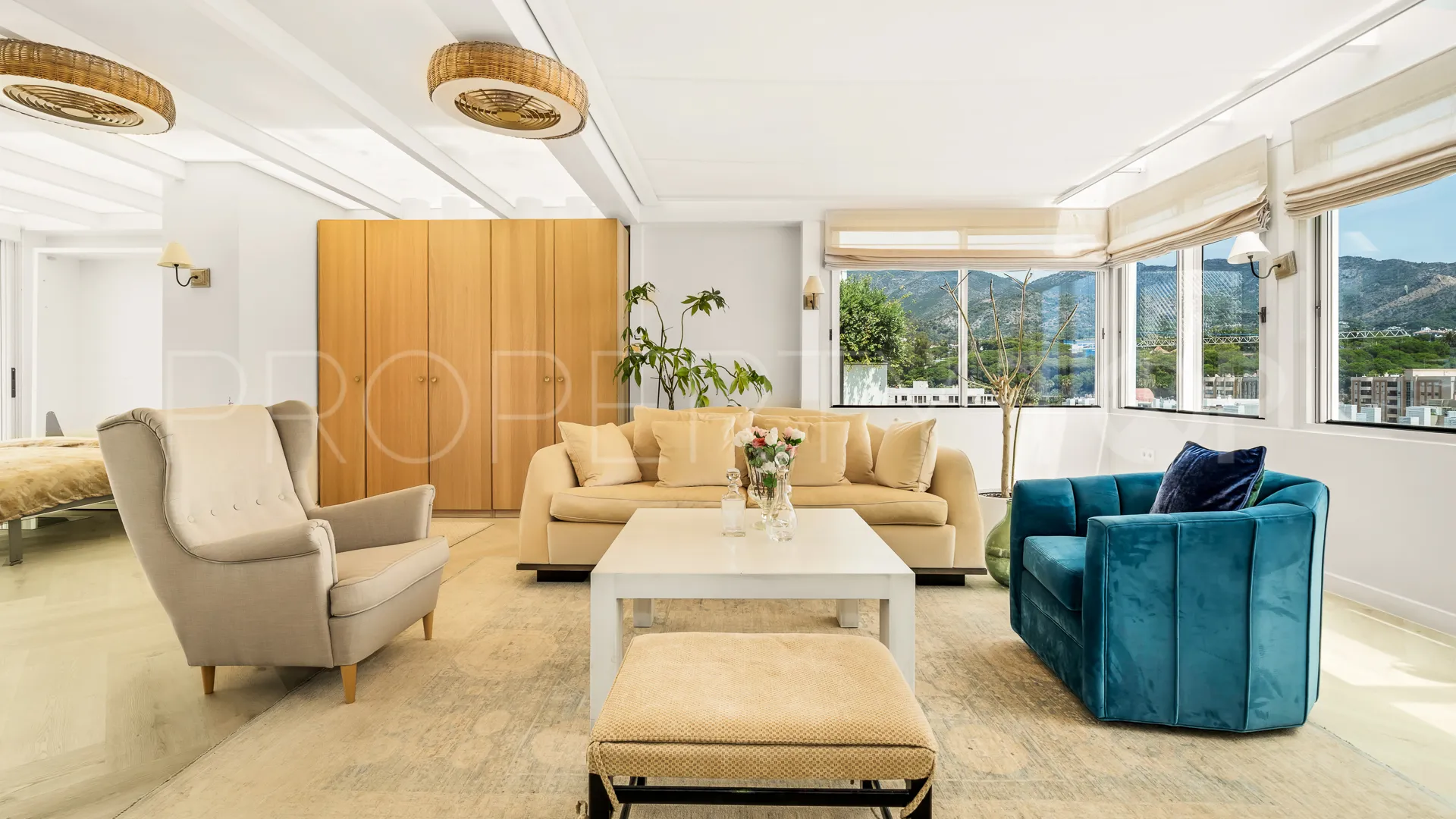 Se vende Ático de 2 dormitorios en Beach Side Golden Mile