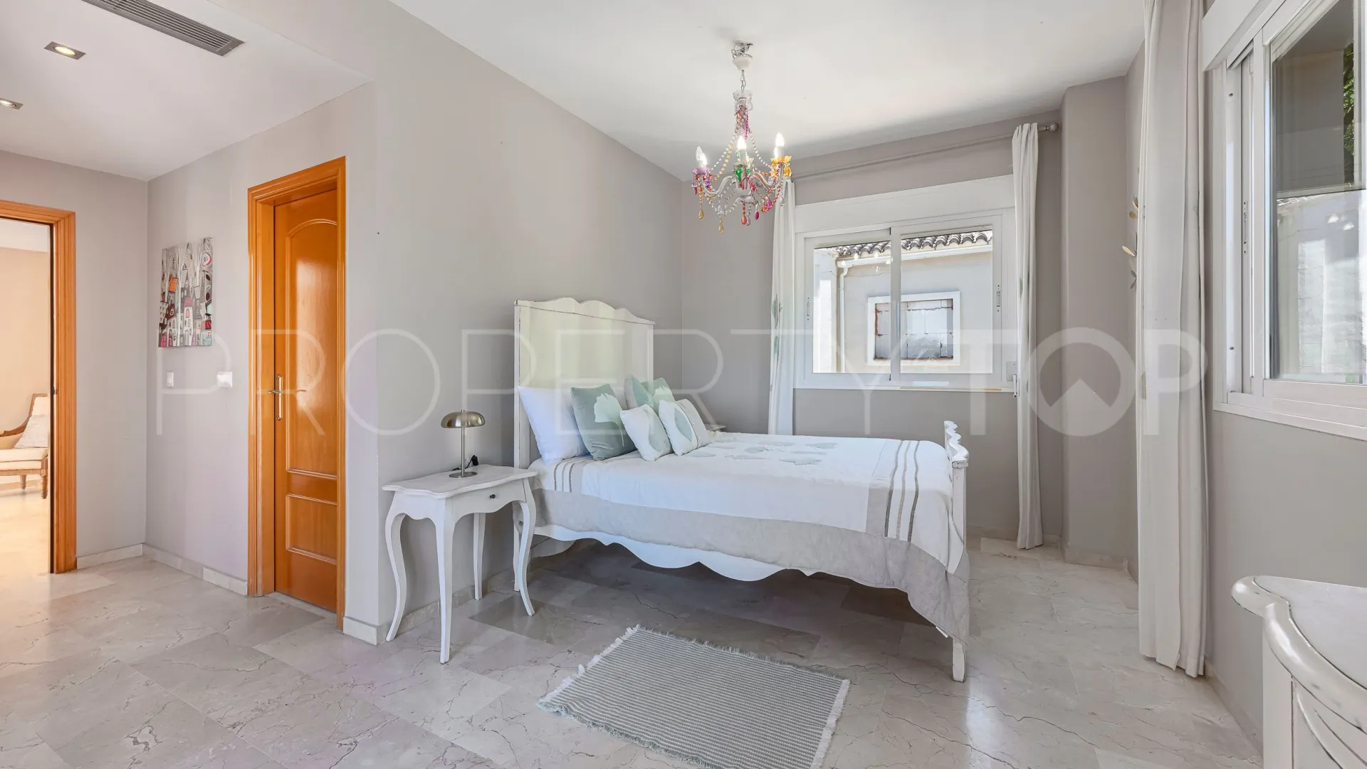 Guadalmina Alta, villa con 7 dormitorios en venta