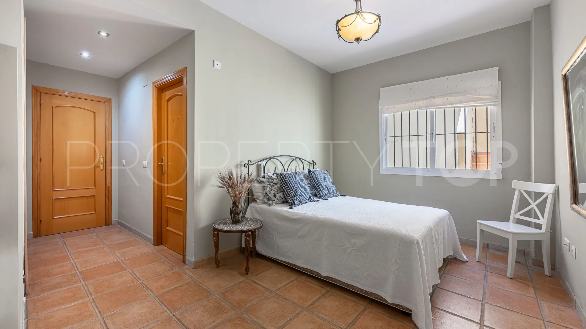 Guadalmina Alta, villa con 7 dormitorios en venta